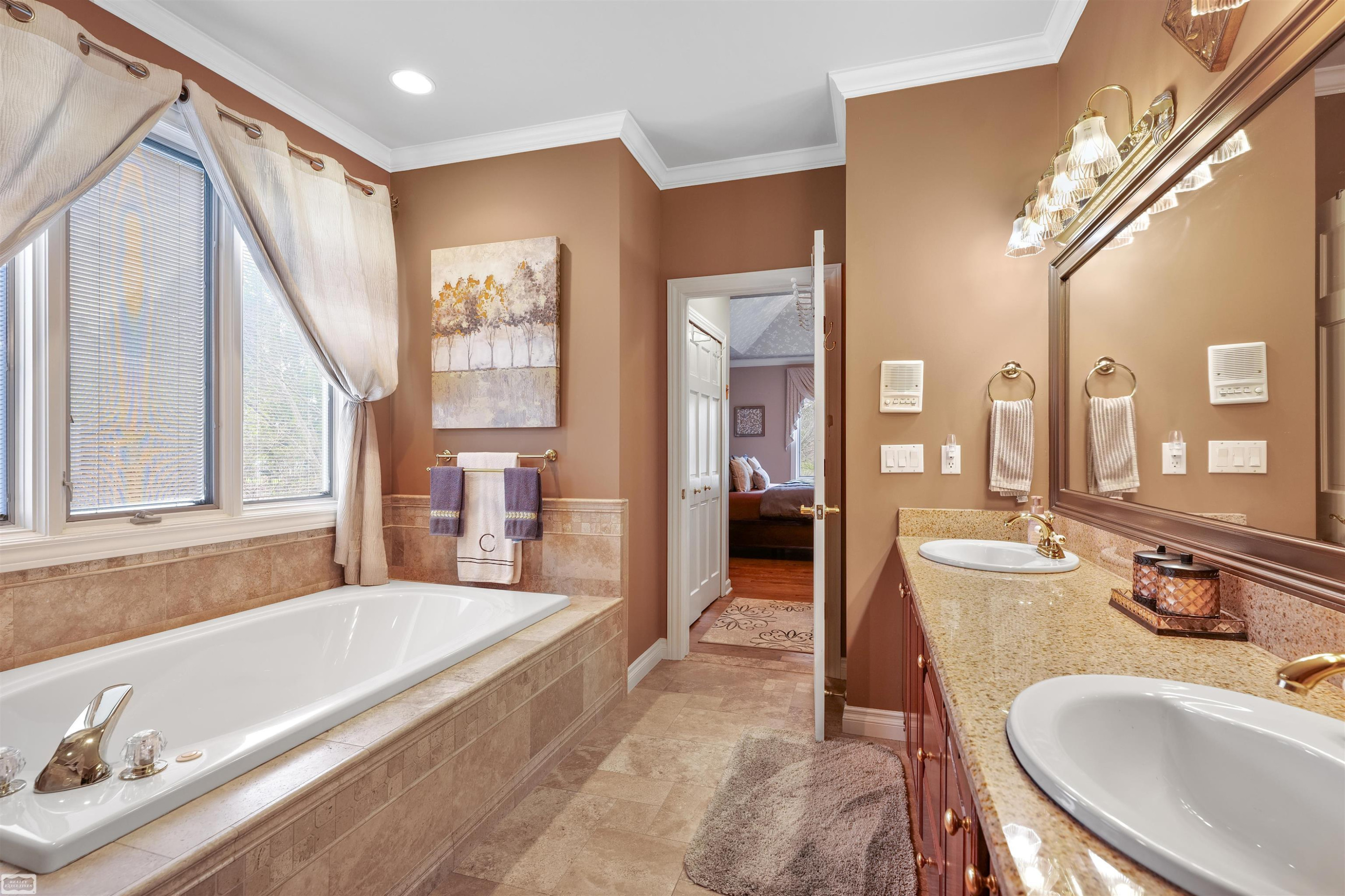 20316 Huron Dr. Drive, Clinton Twp, MI 48038 — Photo 24