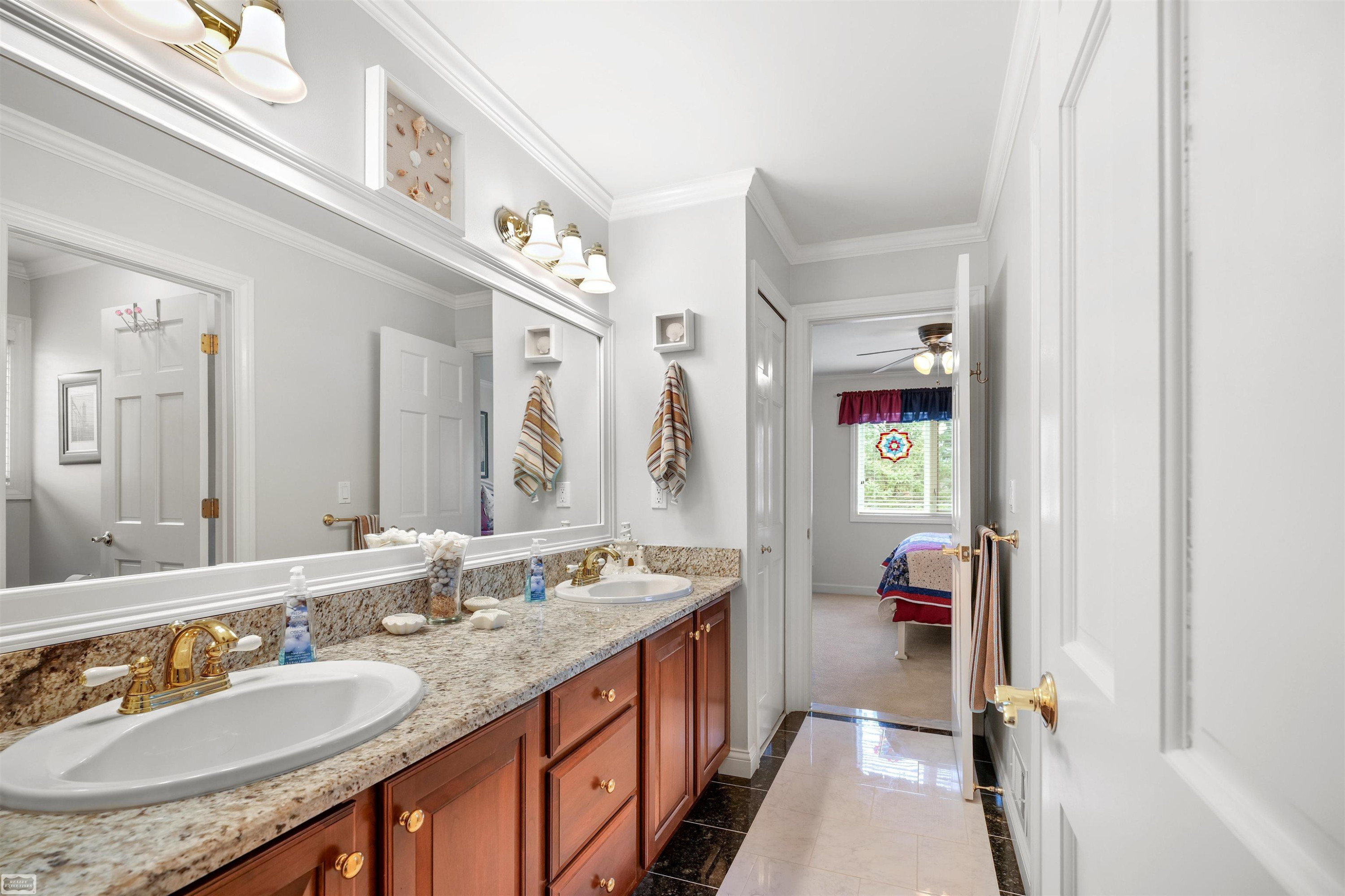 20316 Huron Dr. Drive, Clinton Twp, MI 48038 — Photo 32