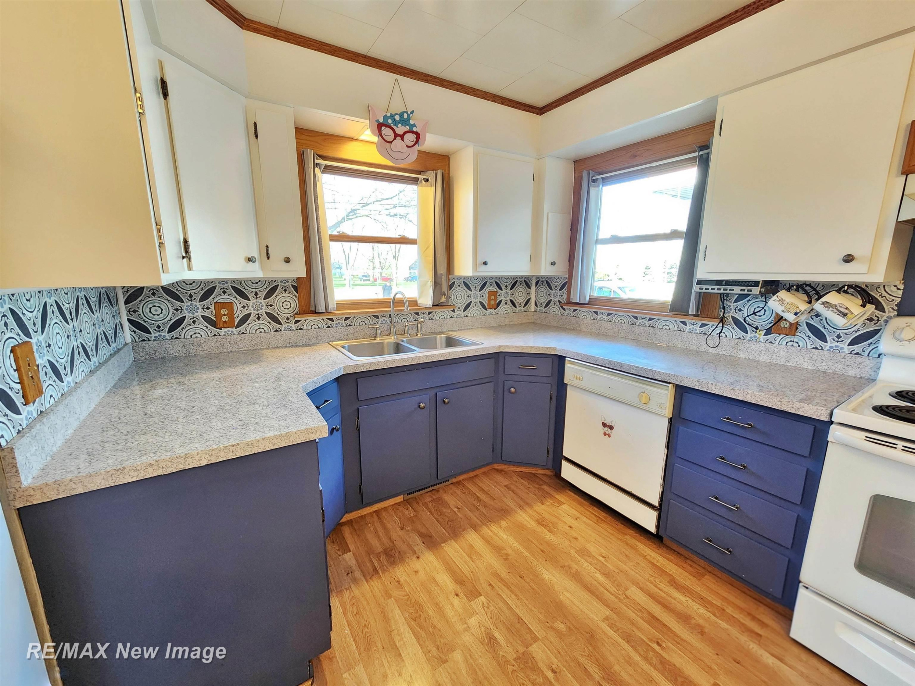 2067 W Midland Road, Auburn, MI 48611 — Photo 13