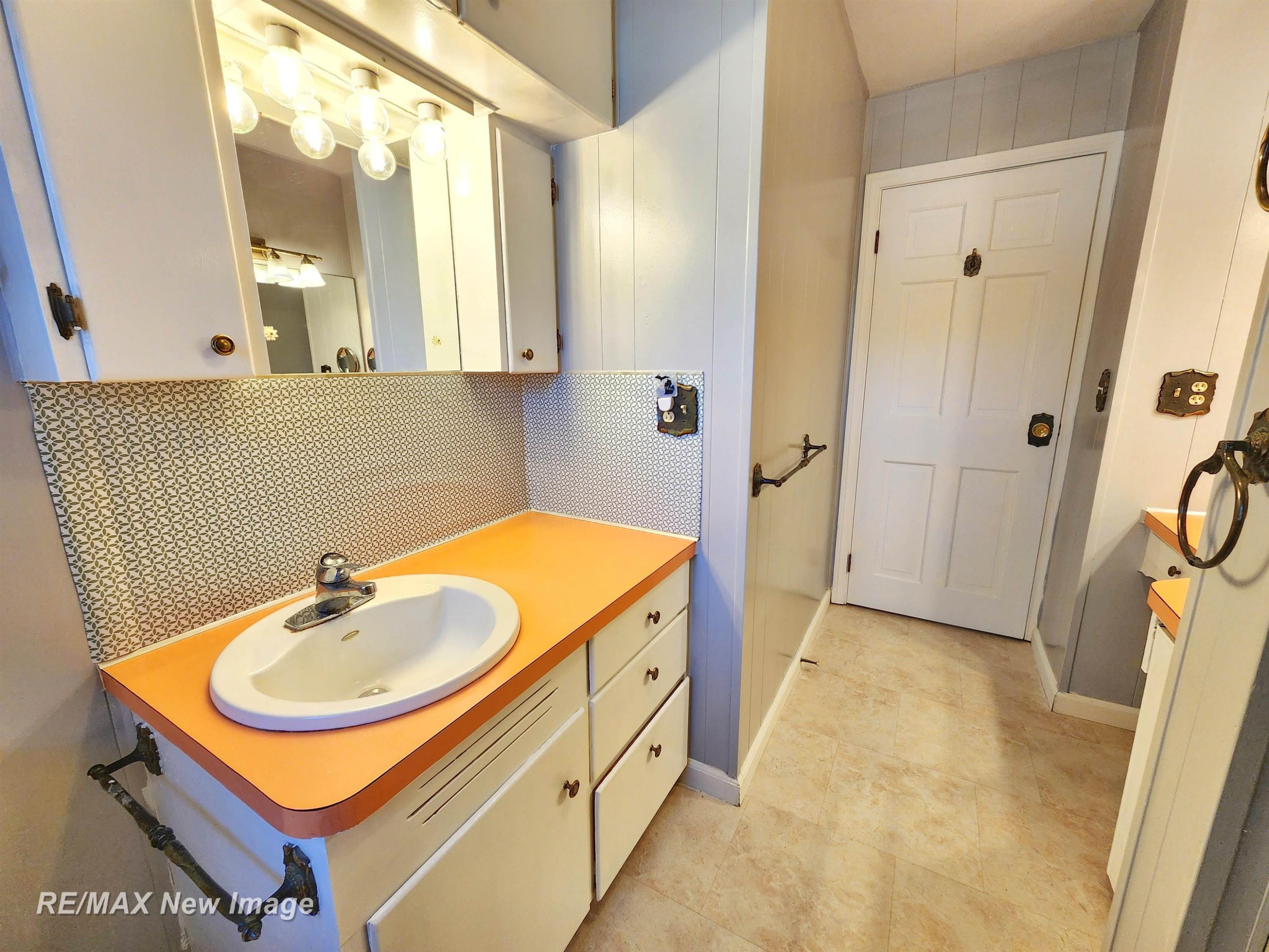 2067 W Midland Road, Auburn, MI 48611 — Photo 26