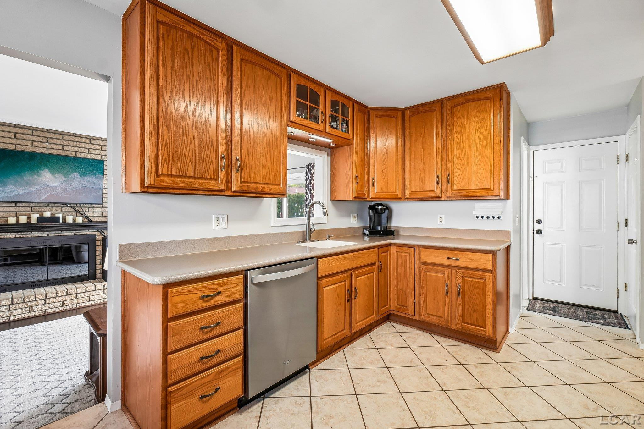 43948 Fredericksburg Street, Canton, MI 48188 — Photo 10