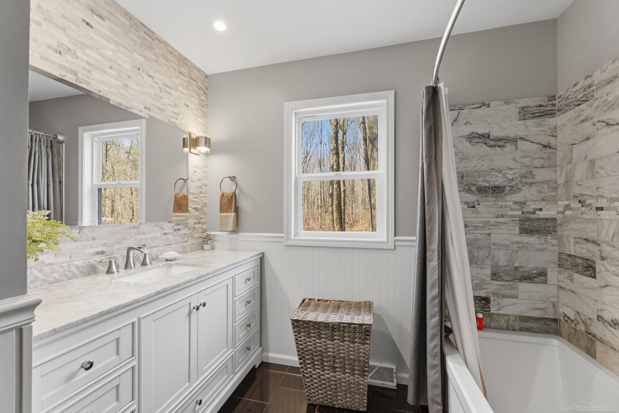 3645 W Surrey Lane, MI 48059 — Photo 18