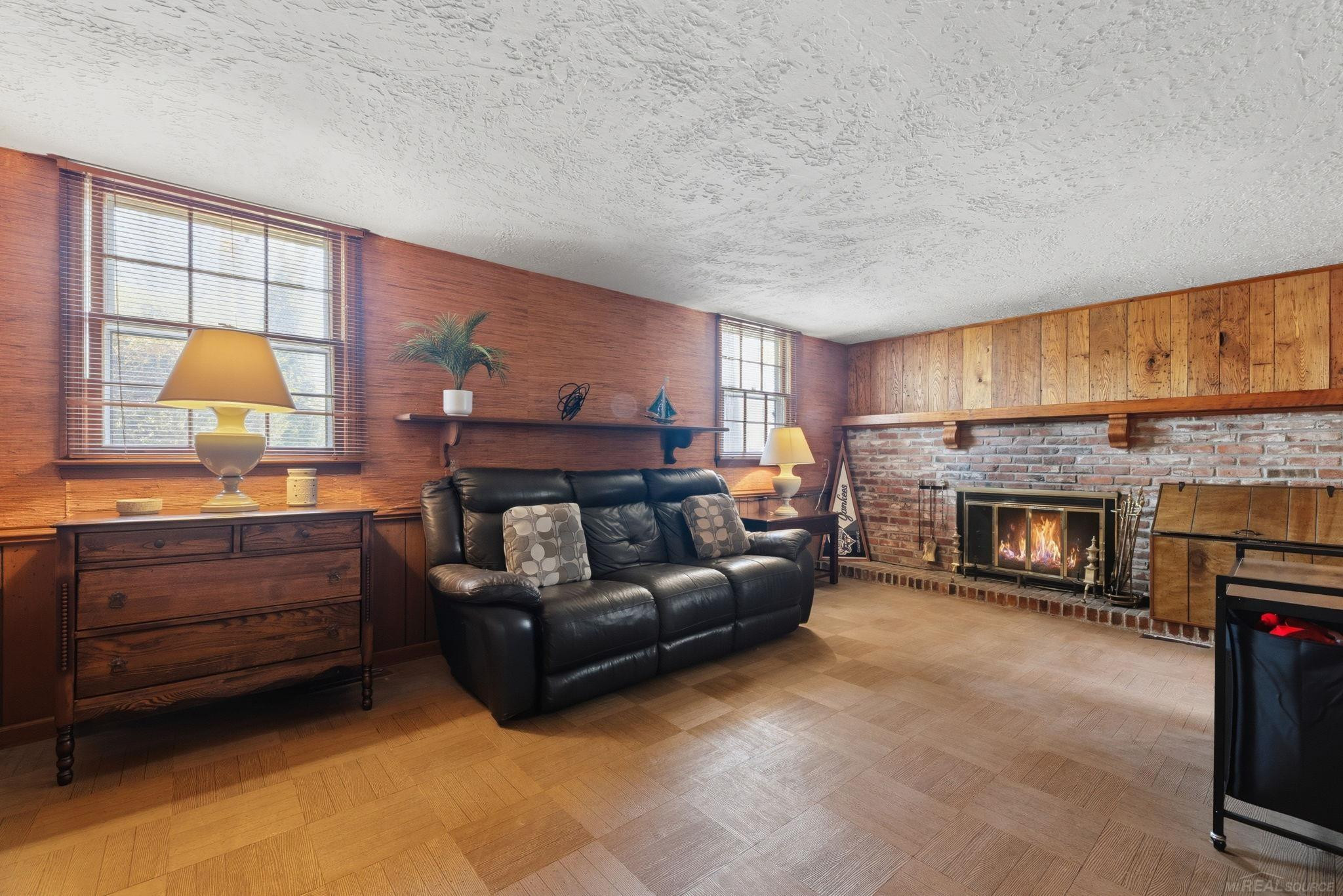 3645 W Surrey Lane, MI 48059 — Photo 22