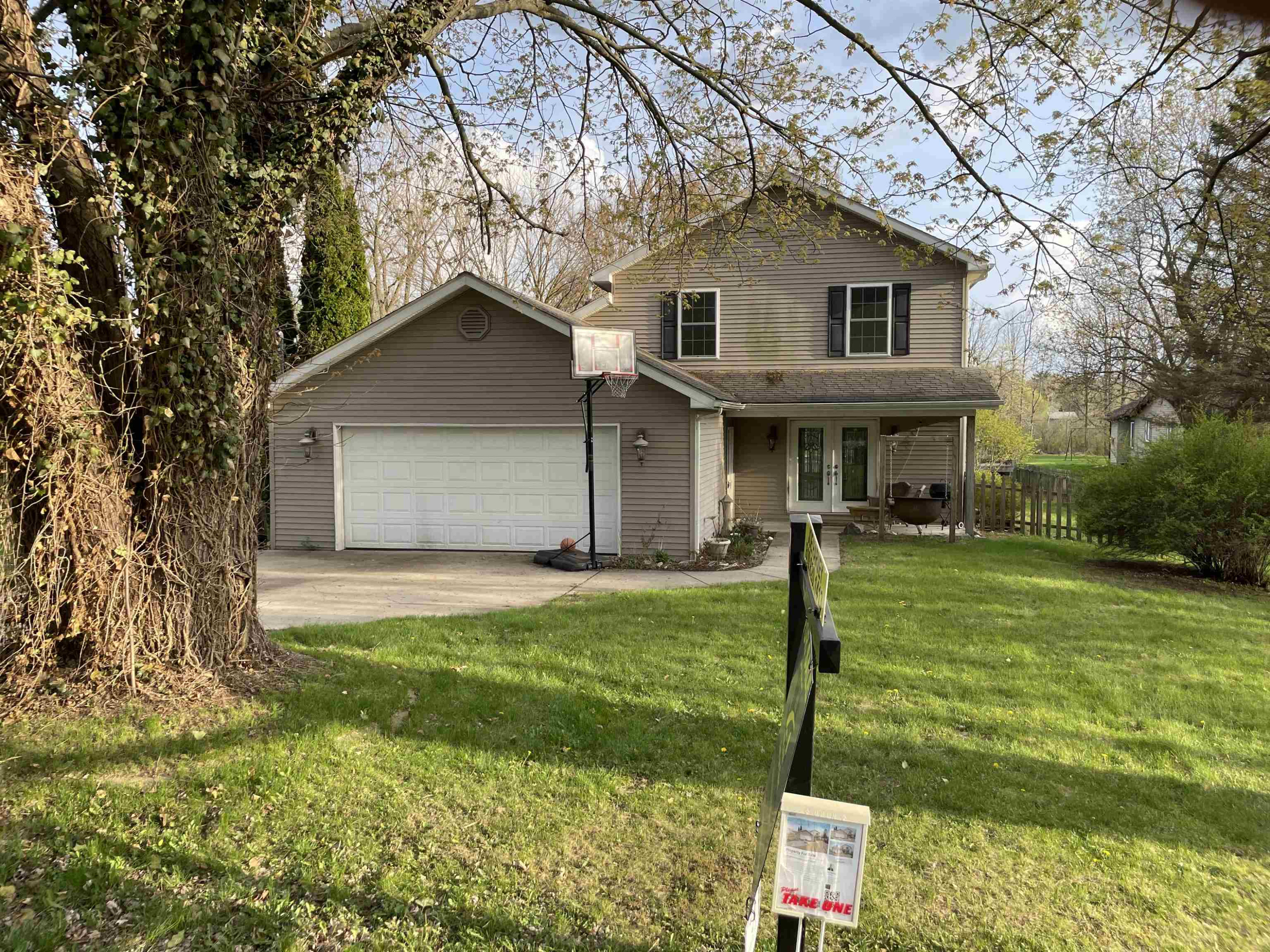 4444 Meadowbrook Dr Drive, Flint, MI 48506