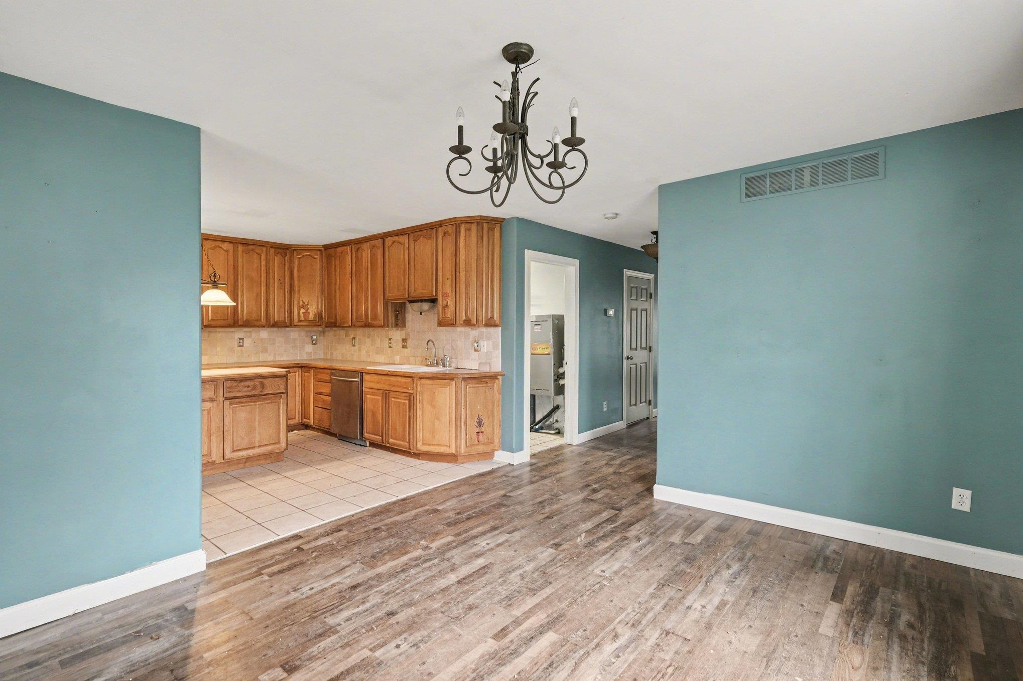 4444 Meadowbrook Dr Drive, Flint, MI 48506 — Photo 6
