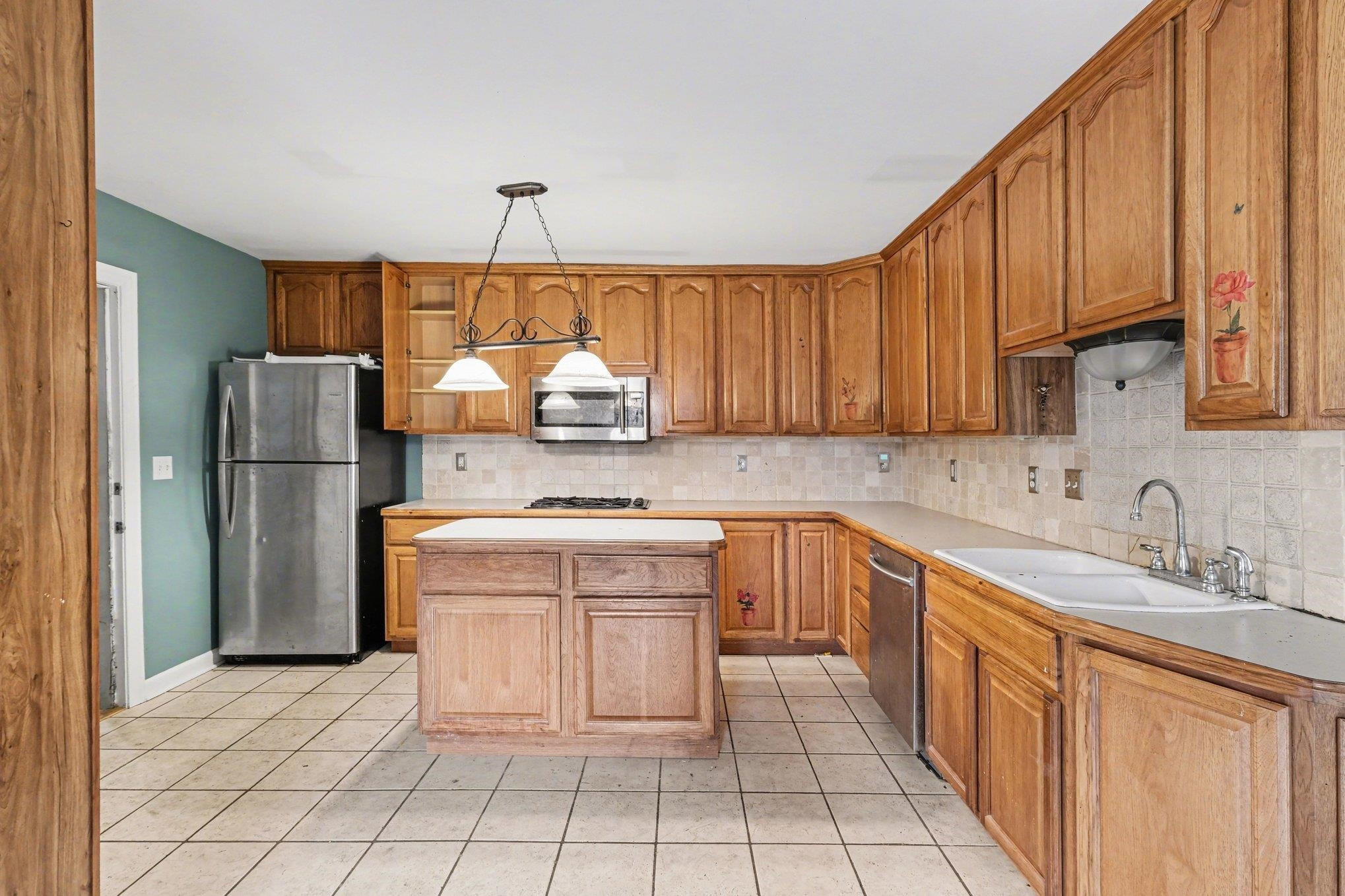 4444 Meadowbrook Dr Drive, Flint, MI 48506 — Photo 9