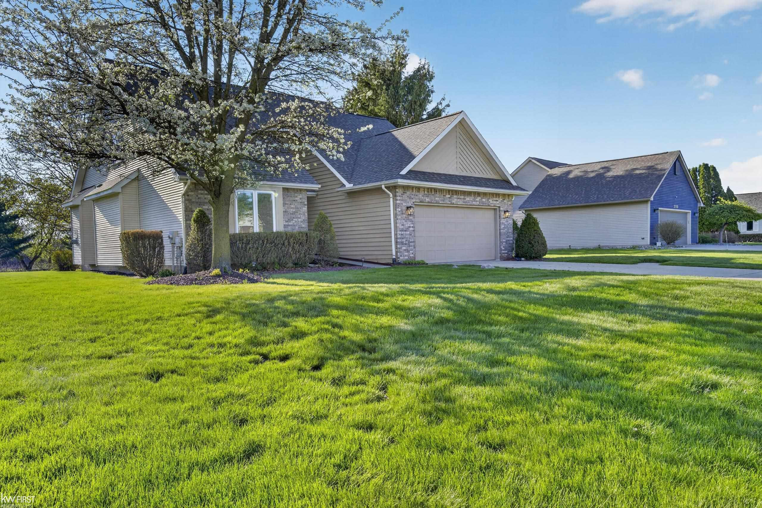 2345 Lost Creek Drive, Flushing, MI 48433 — Photo 5