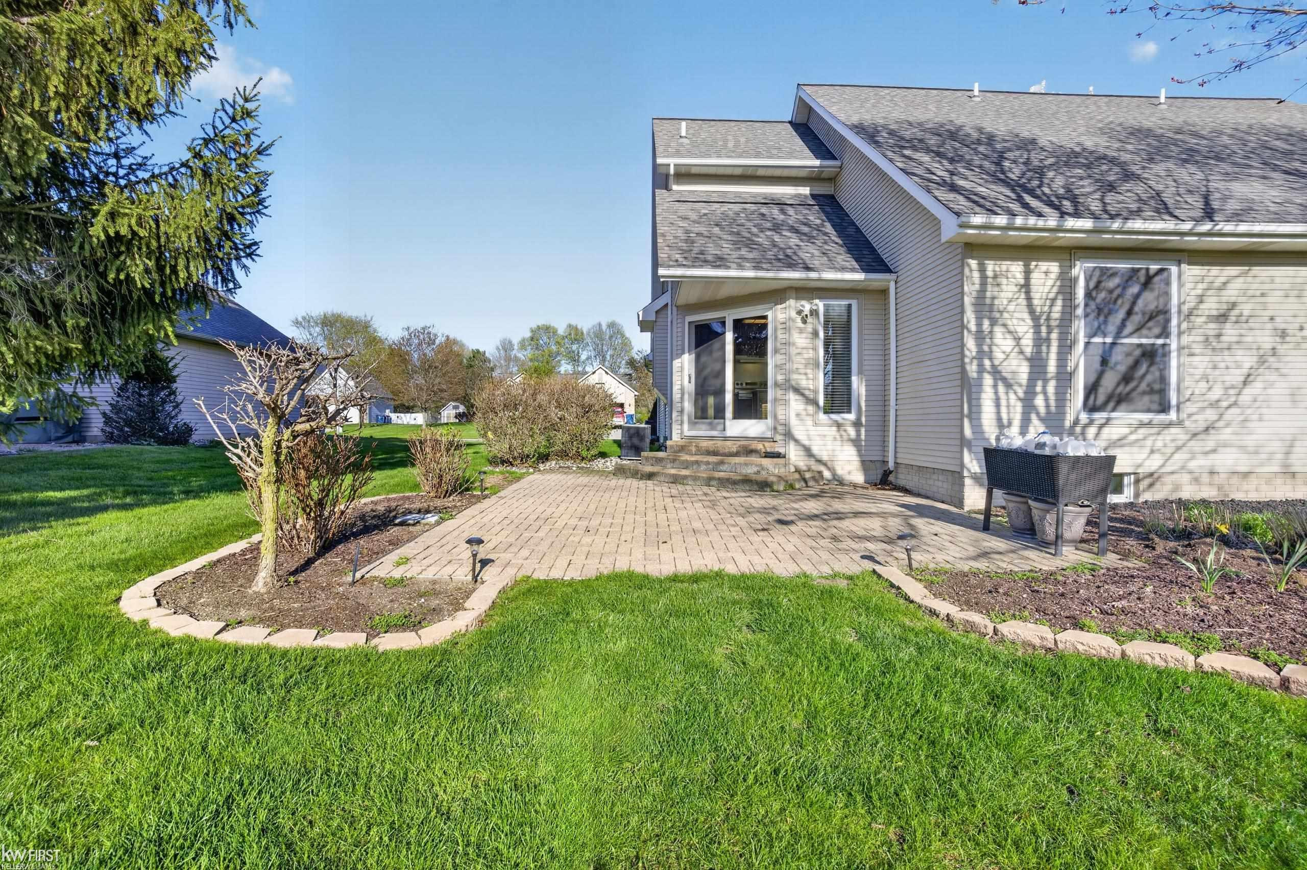 2345 Lost Creek Drive, Flushing, MI 48433 — Photo 15