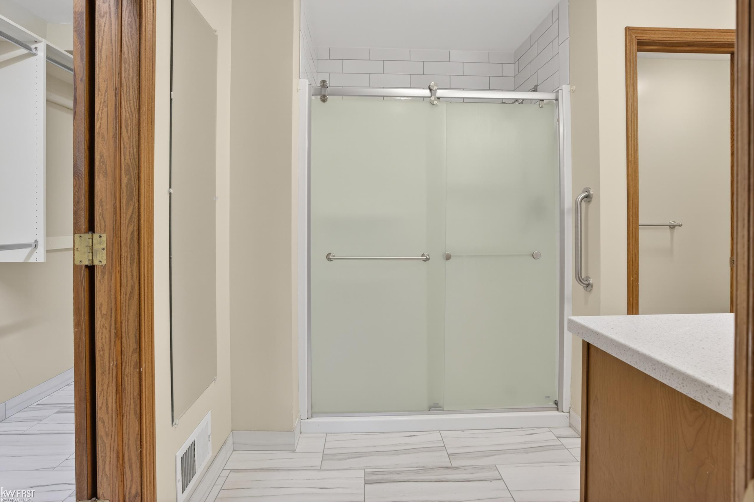 2345 Lost Creek Drive, Flushing, MI 48433 — Photo 41