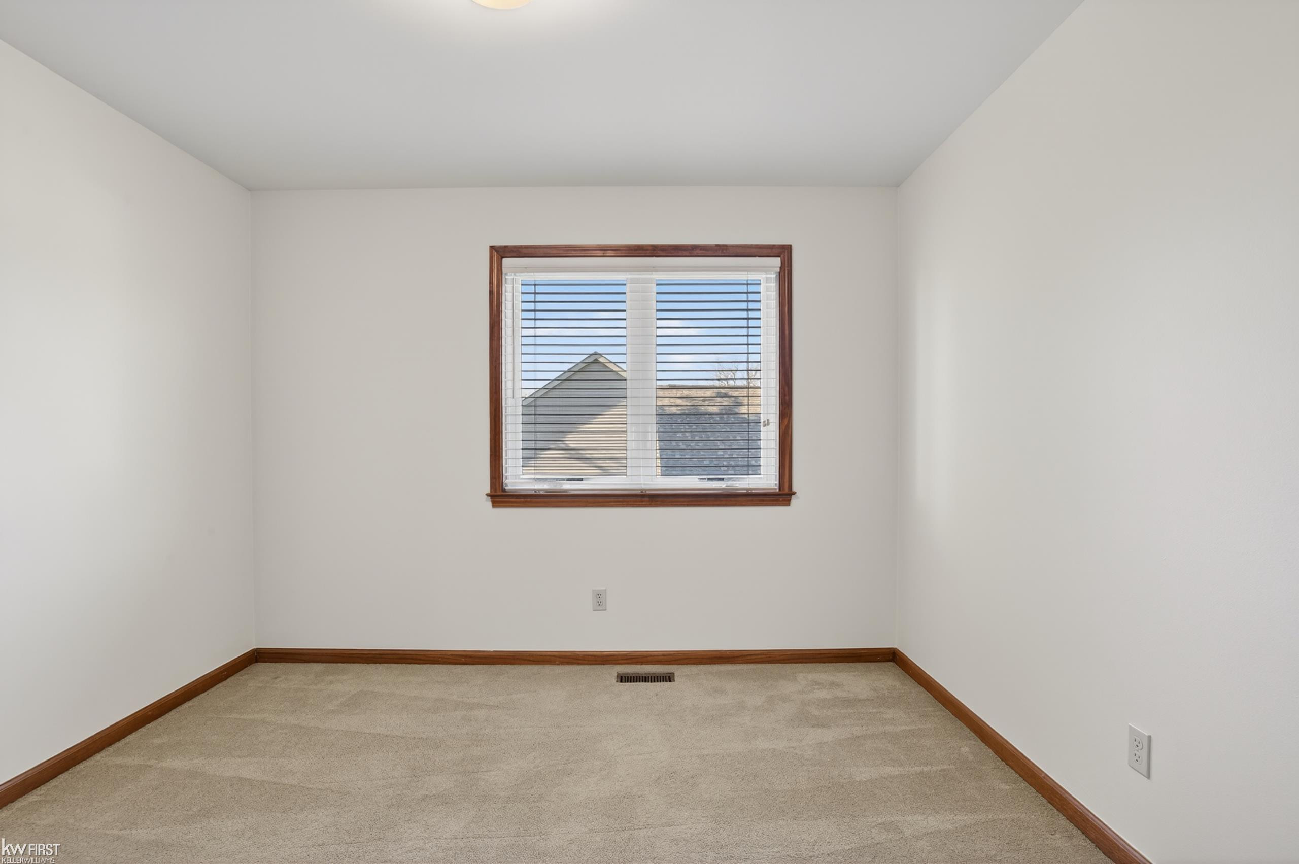 2345 Lost Creek Drive, Flushing, MI 48433 — Photo 57