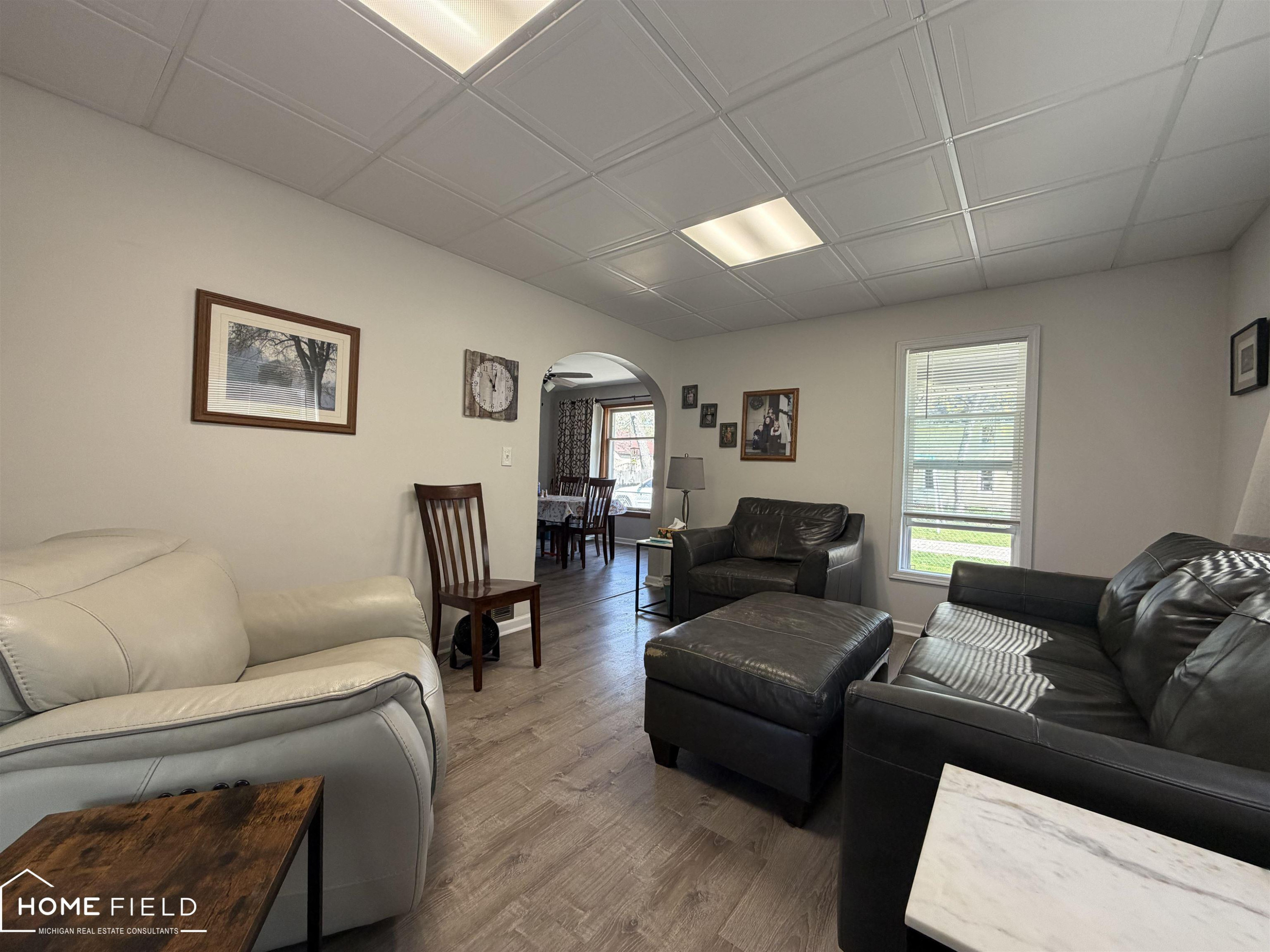 714 Broadway Avenue, Owosso, MI 48867 — Photo 6