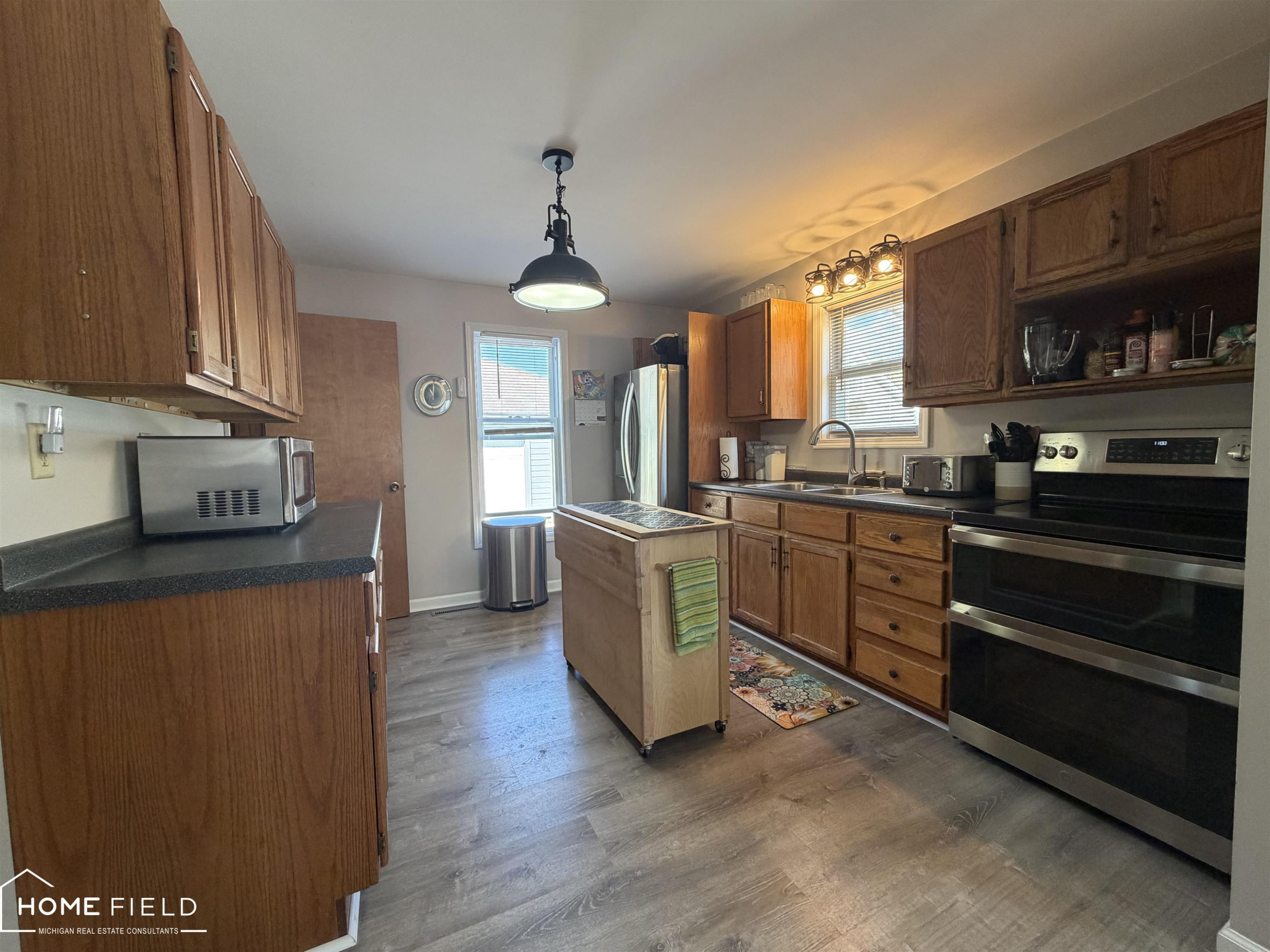 714 Broadway Avenue, Owosso, MI 48867 — Photo 9