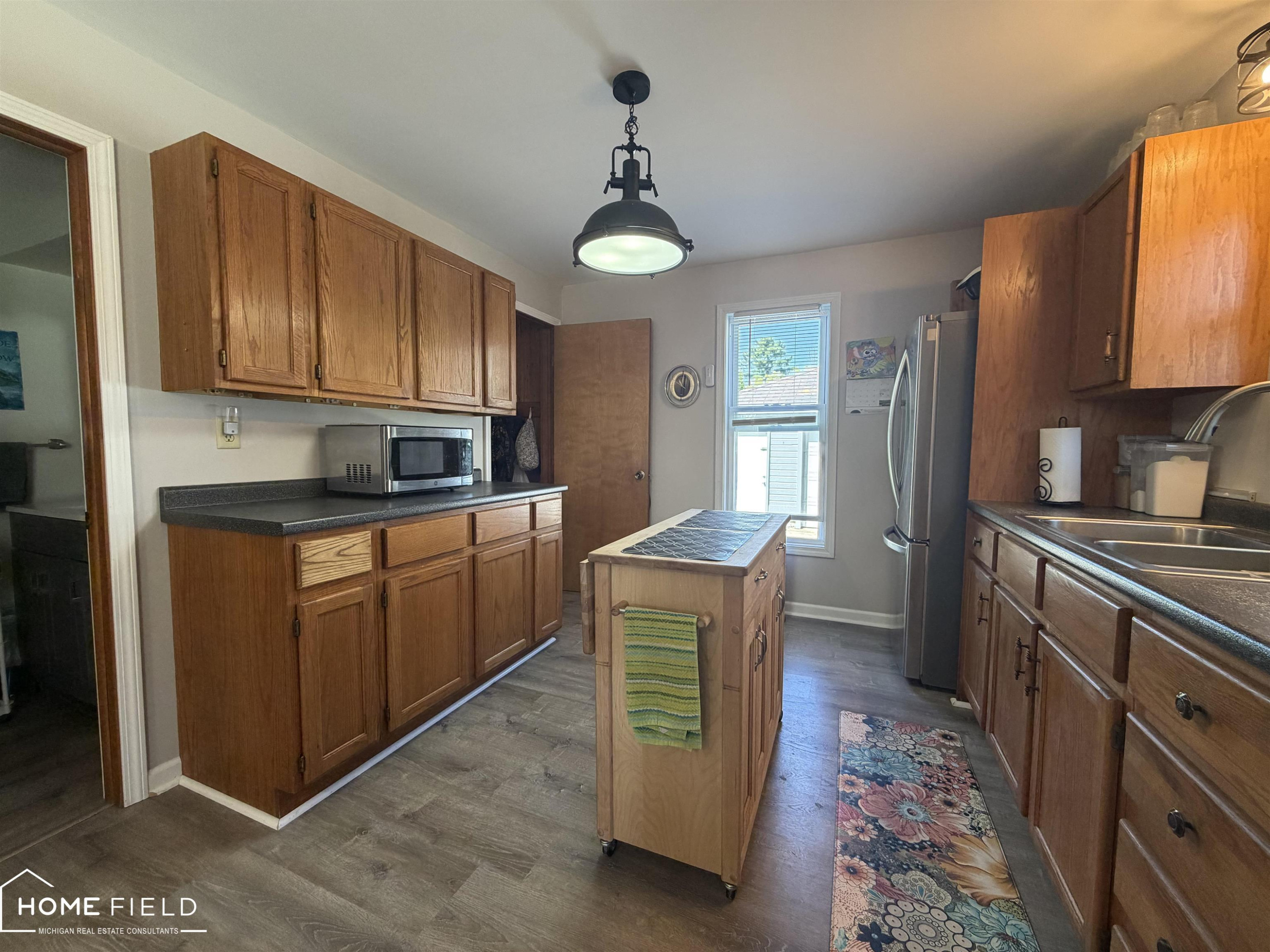 714 Broadway Avenue, Owosso, MI 48867 — Photo 11