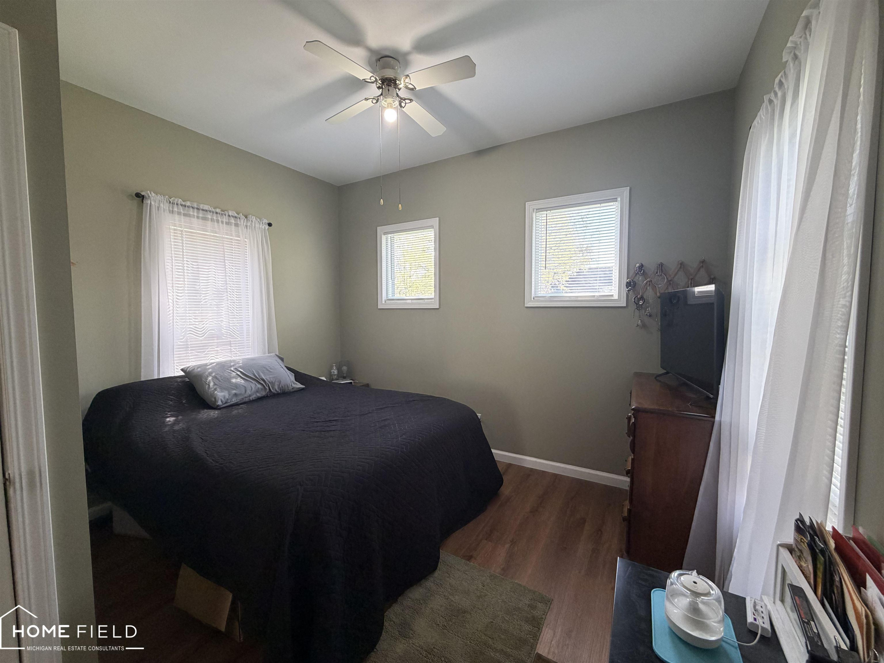 714 Broadway Avenue, Owosso, MI 48867 — Photo 12