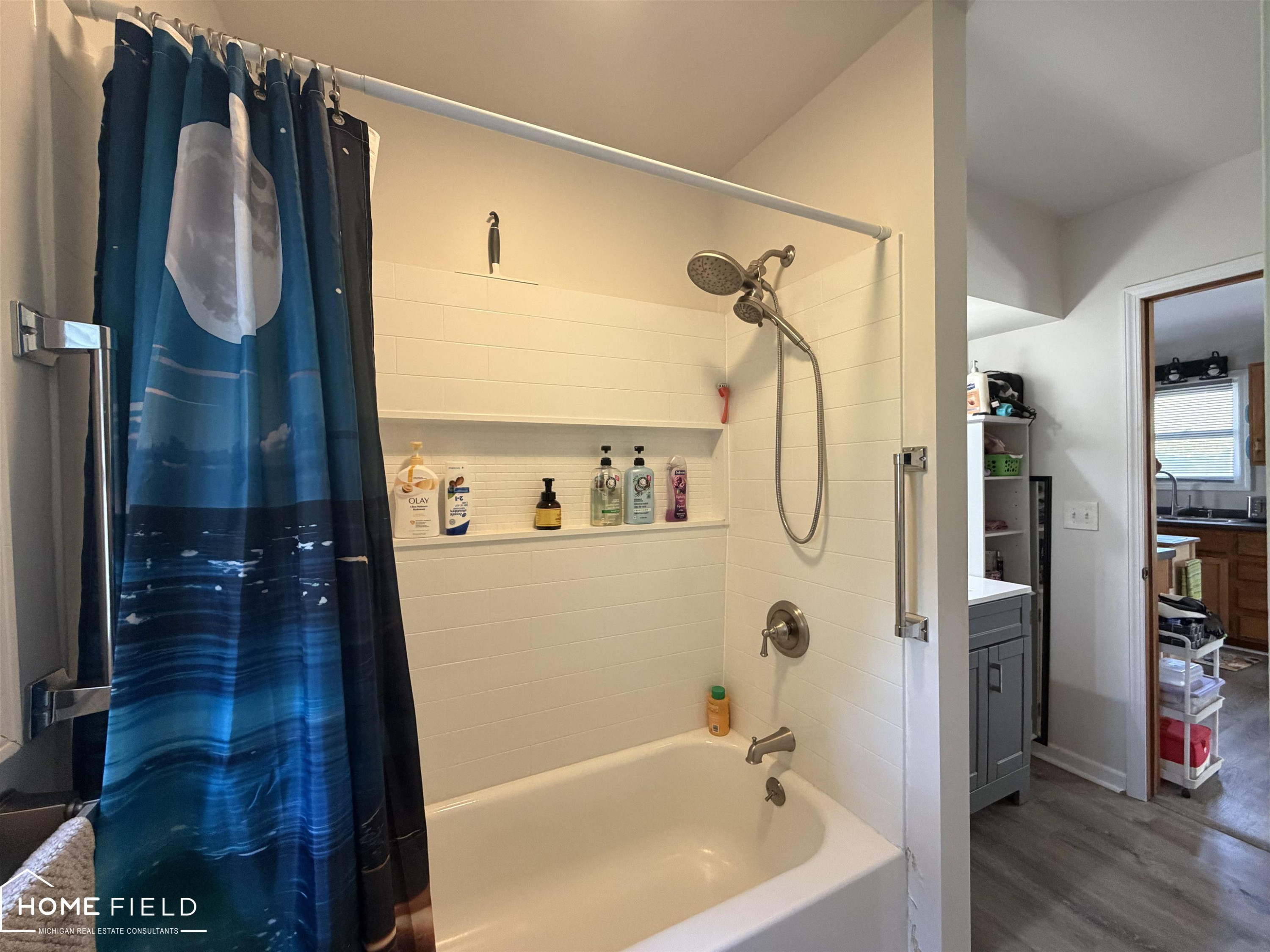 714 Broadway Avenue, Owosso, MI 48867 — Photo 16