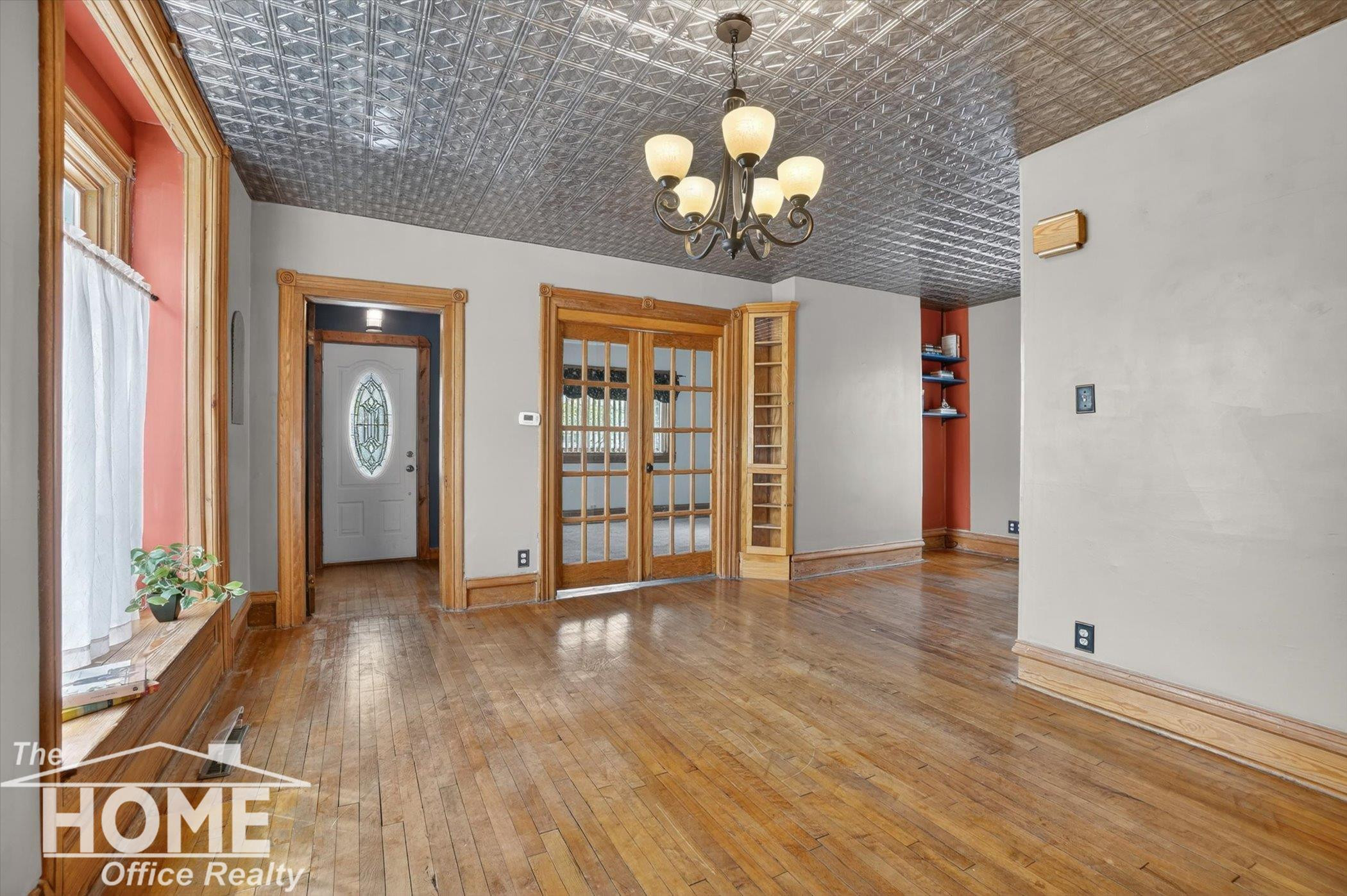 323 Goodhue Street, Owosso, MI 48867 — Photo 8