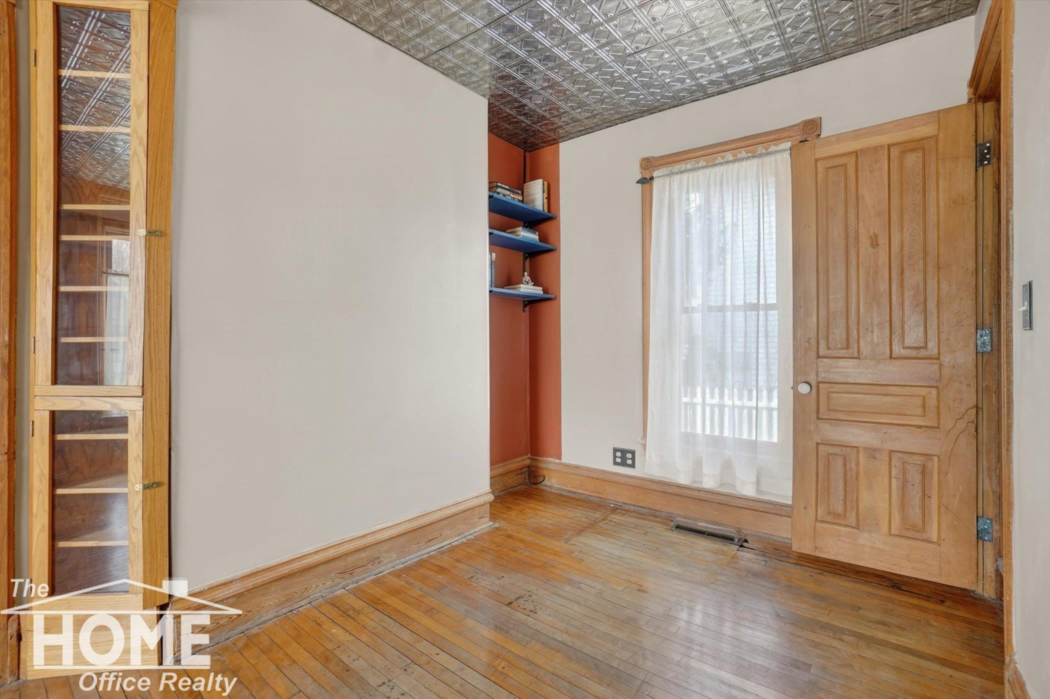 323 Goodhue Street, Owosso, MI 48867 — Photo 9