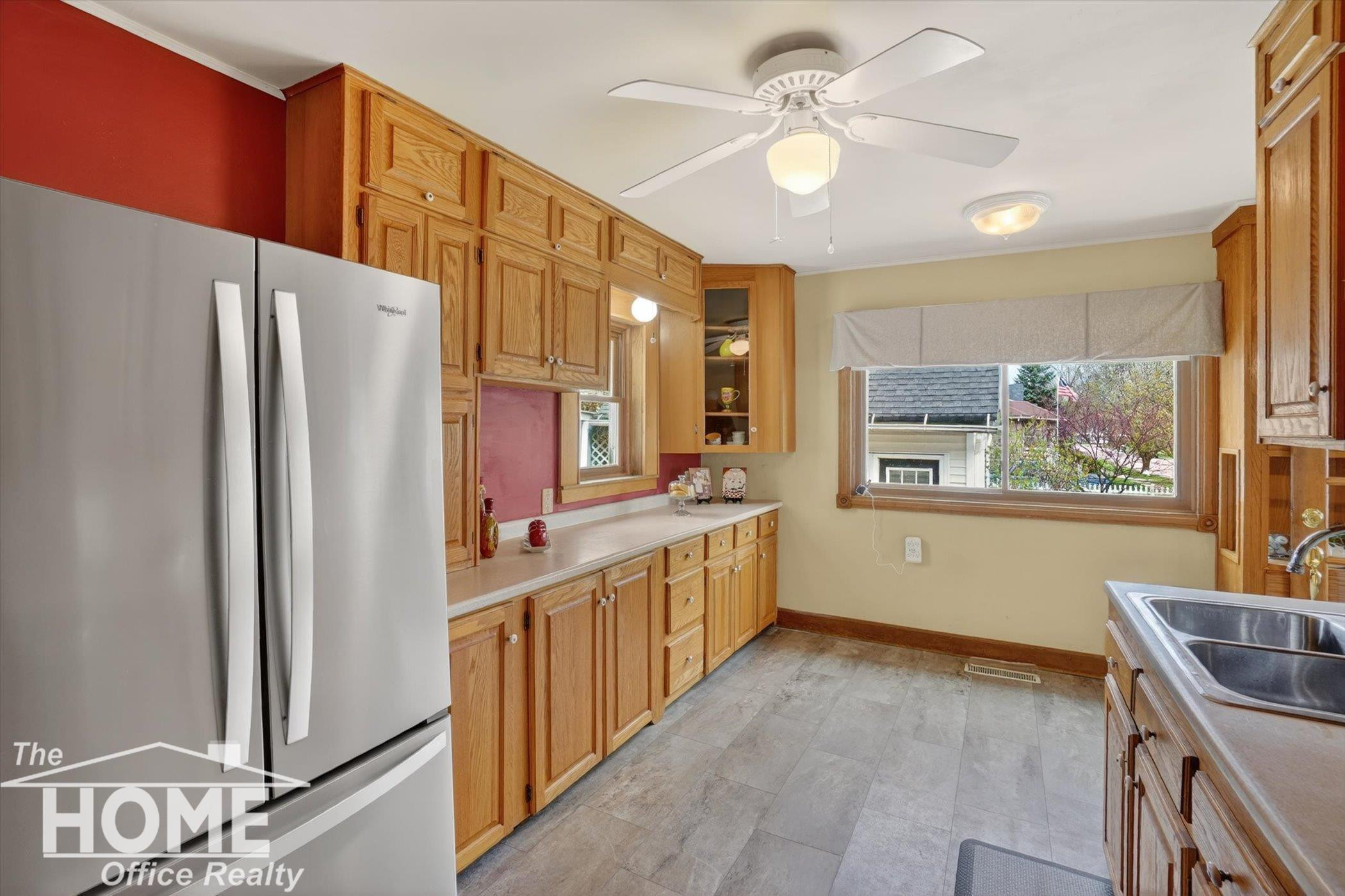 323 Goodhue Street, Owosso, MI 48867 — Photo 12