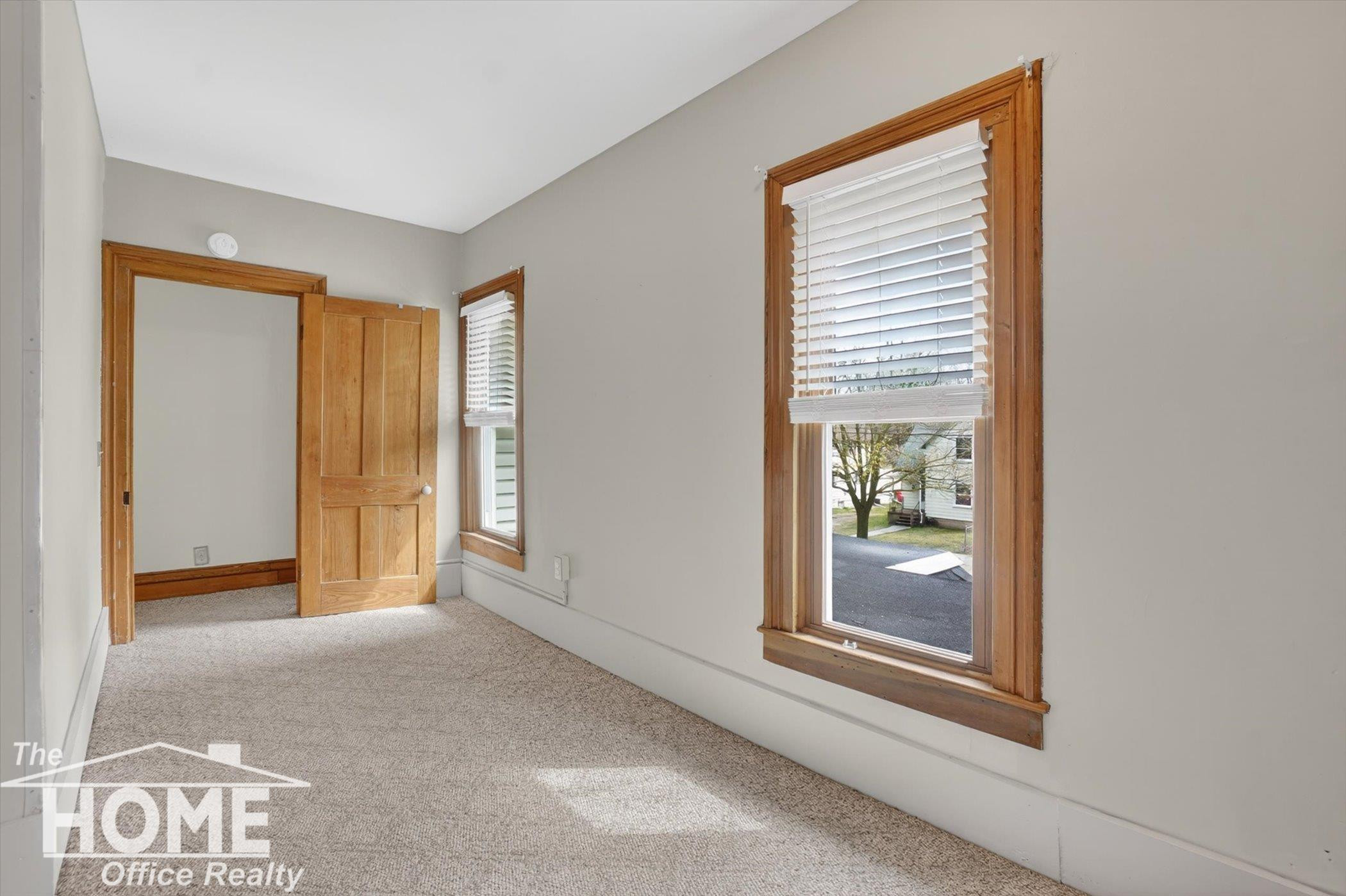 323 Goodhue Street, Owosso, MI 48867 — Photo 18