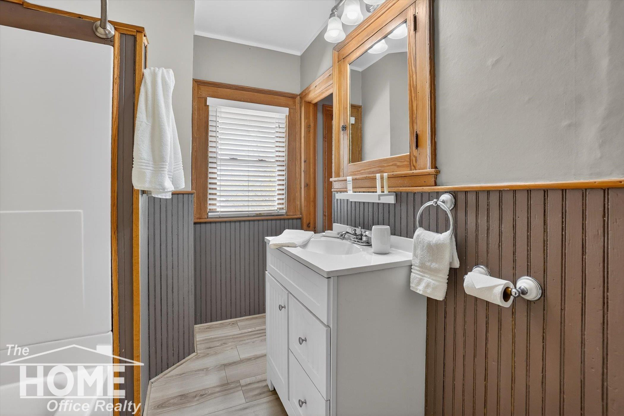 323 Goodhue Street, Owosso, MI 48867 — Photo 20