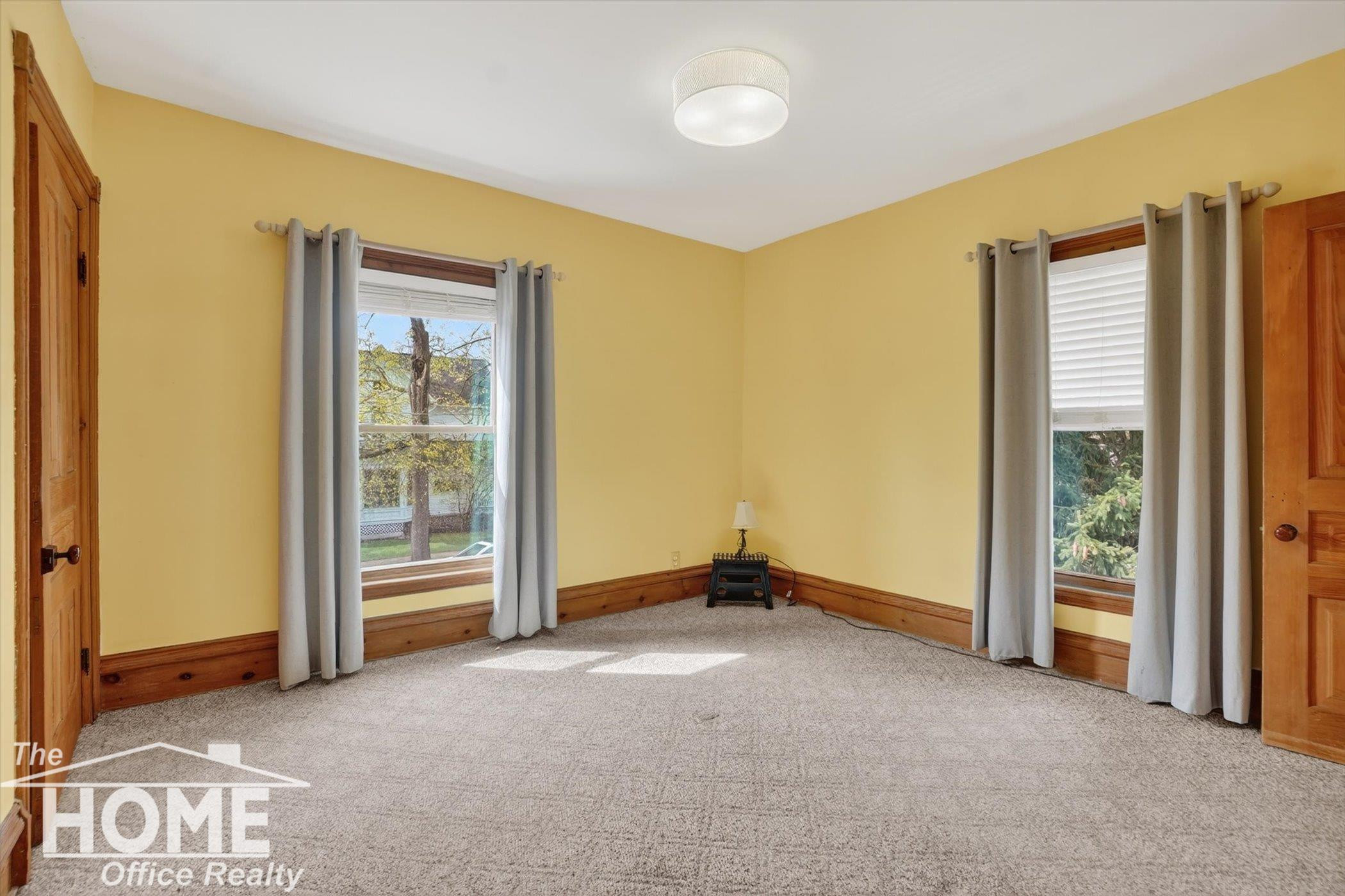 323 Goodhue Street, Owosso, MI 48867 — Photo 21