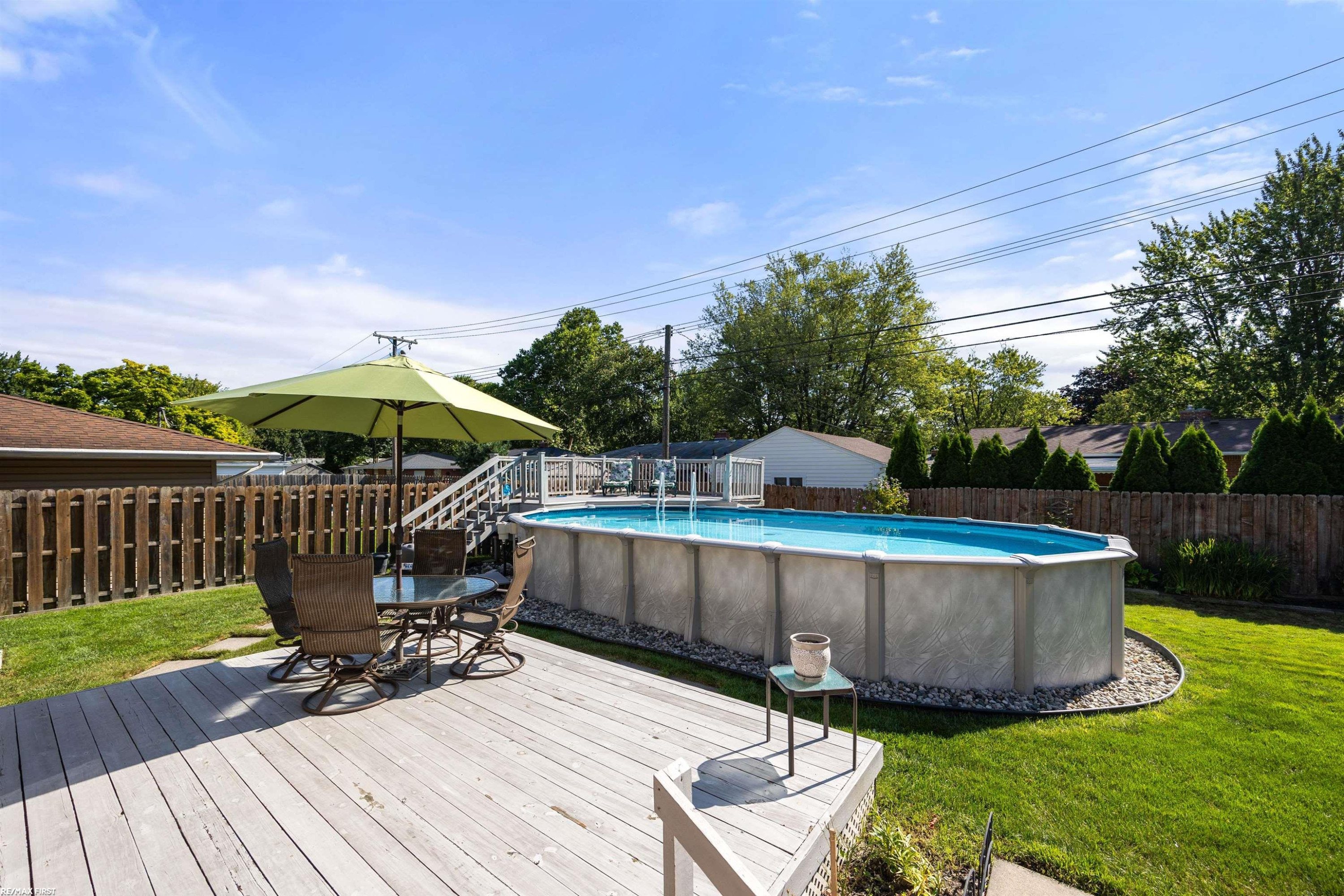 36428 Ledgestone Street, Clinton Twp, MI 48035 — Photo 4