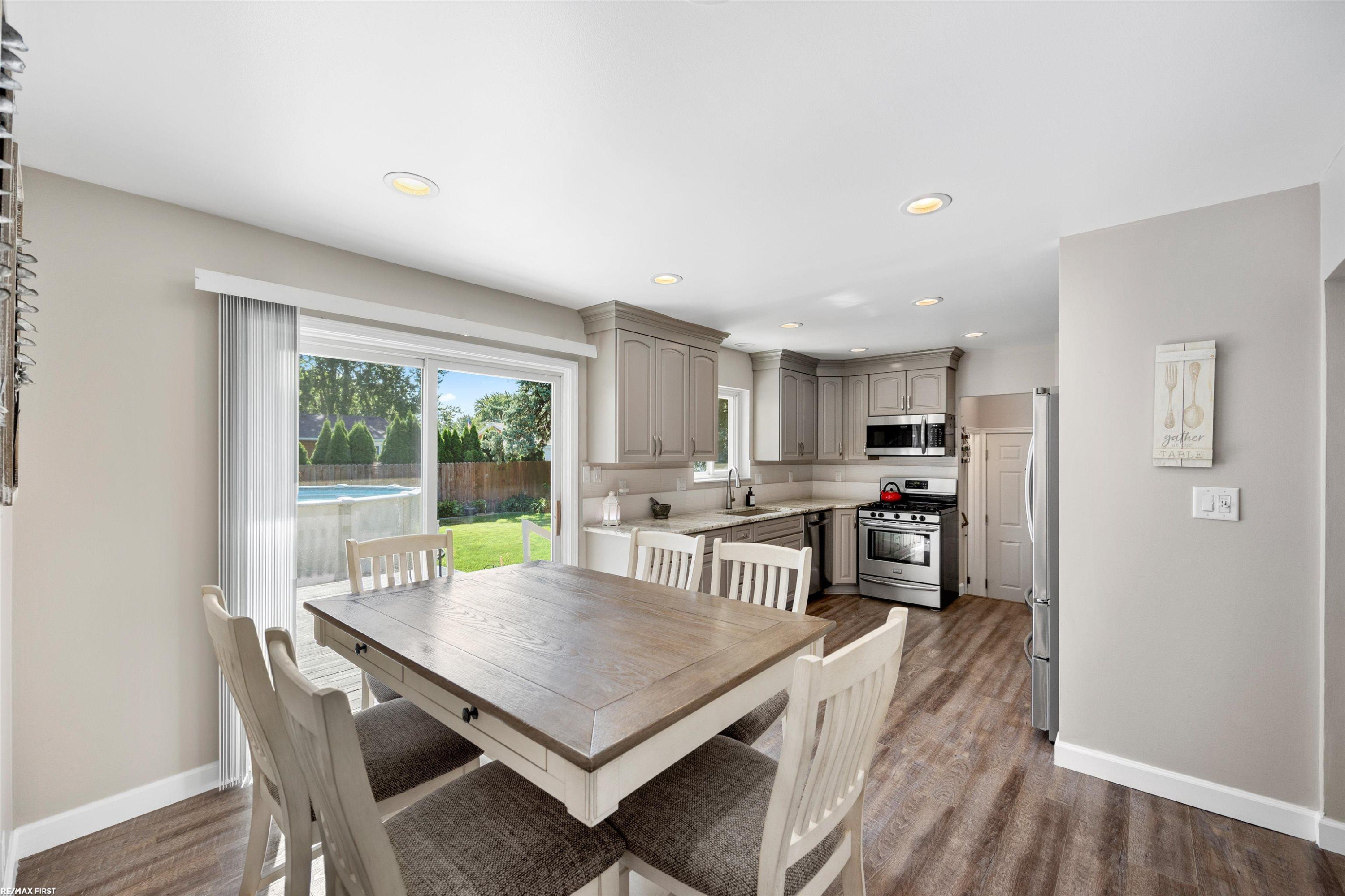 36428 Ledgestone Street, Clinton Twp, MI 48035 — Photo 5