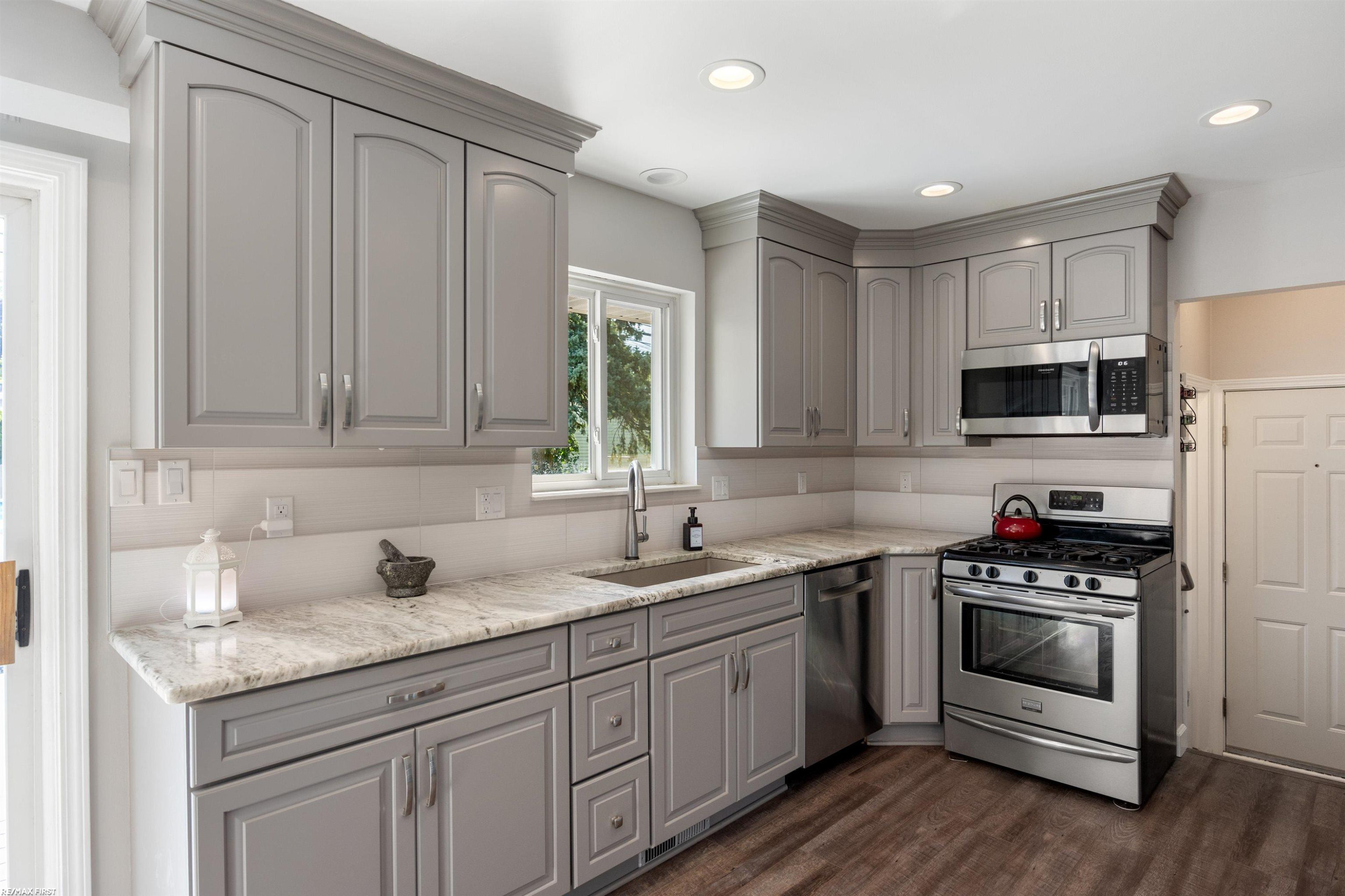 36428 Ledgestone Street, Clinton Twp, MI 48035 — Photo 6