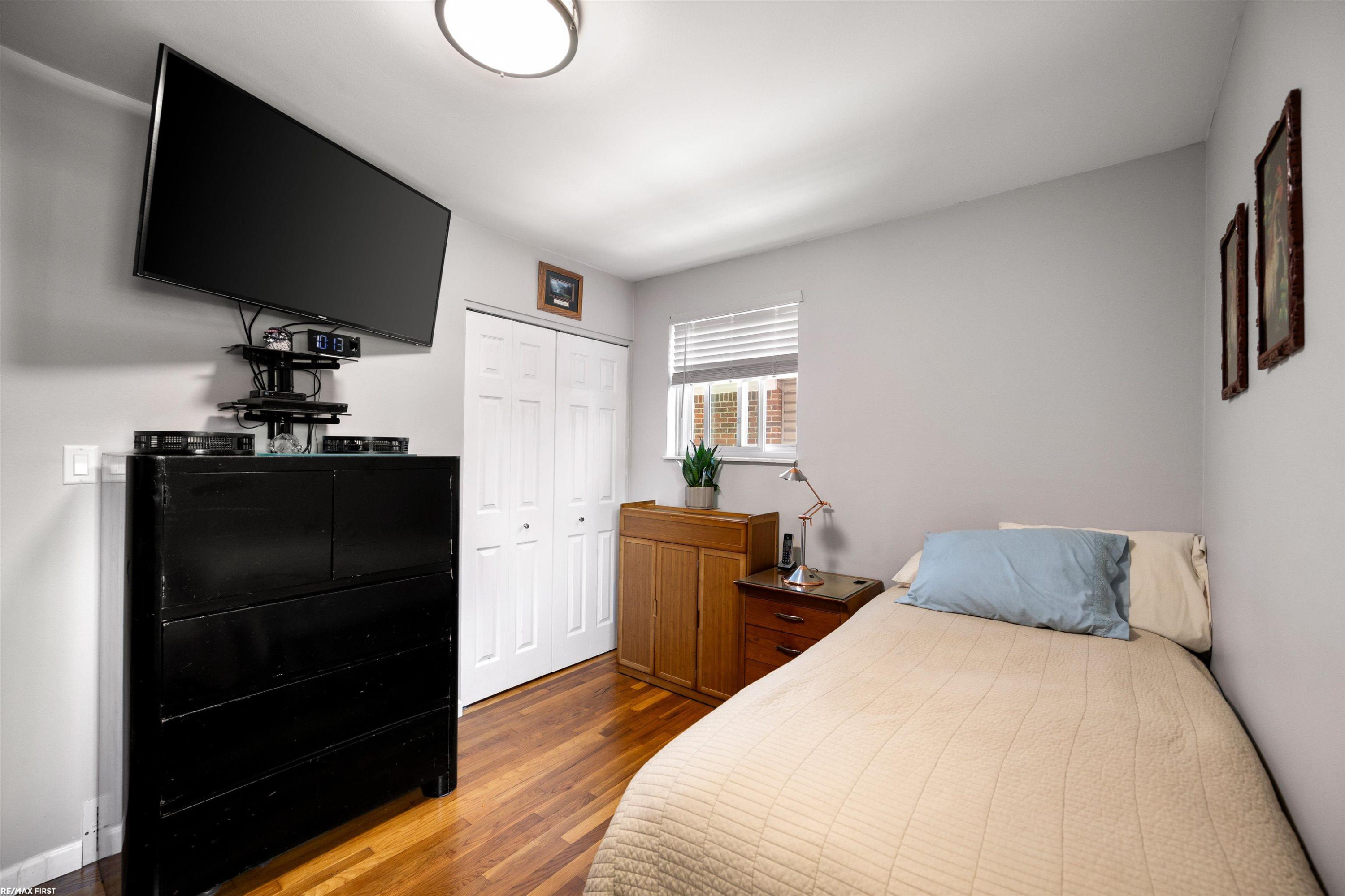 36428 Ledgestone Street, Clinton Twp, MI 48035 — Photo 18