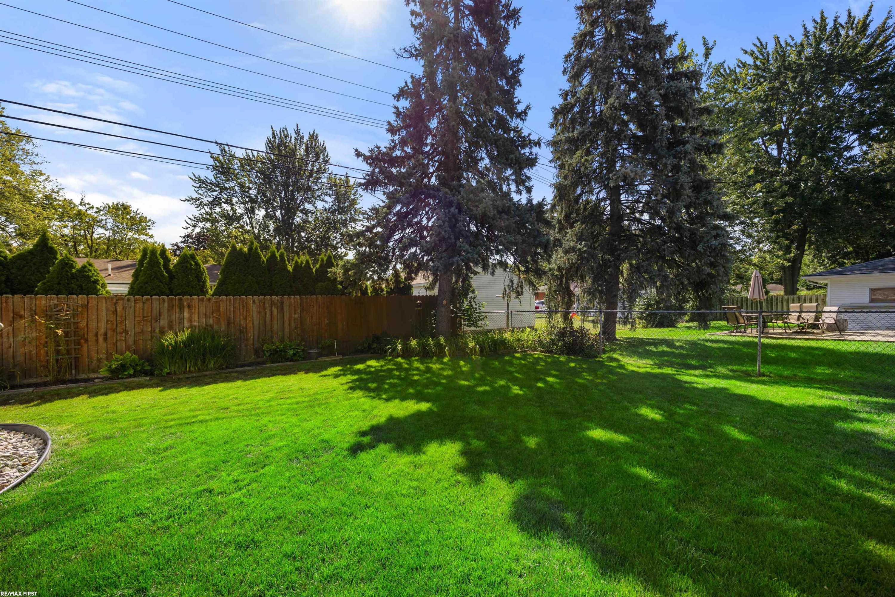36428 Ledgestone Street, Clinton Twp, MI 48035 — Photo 31