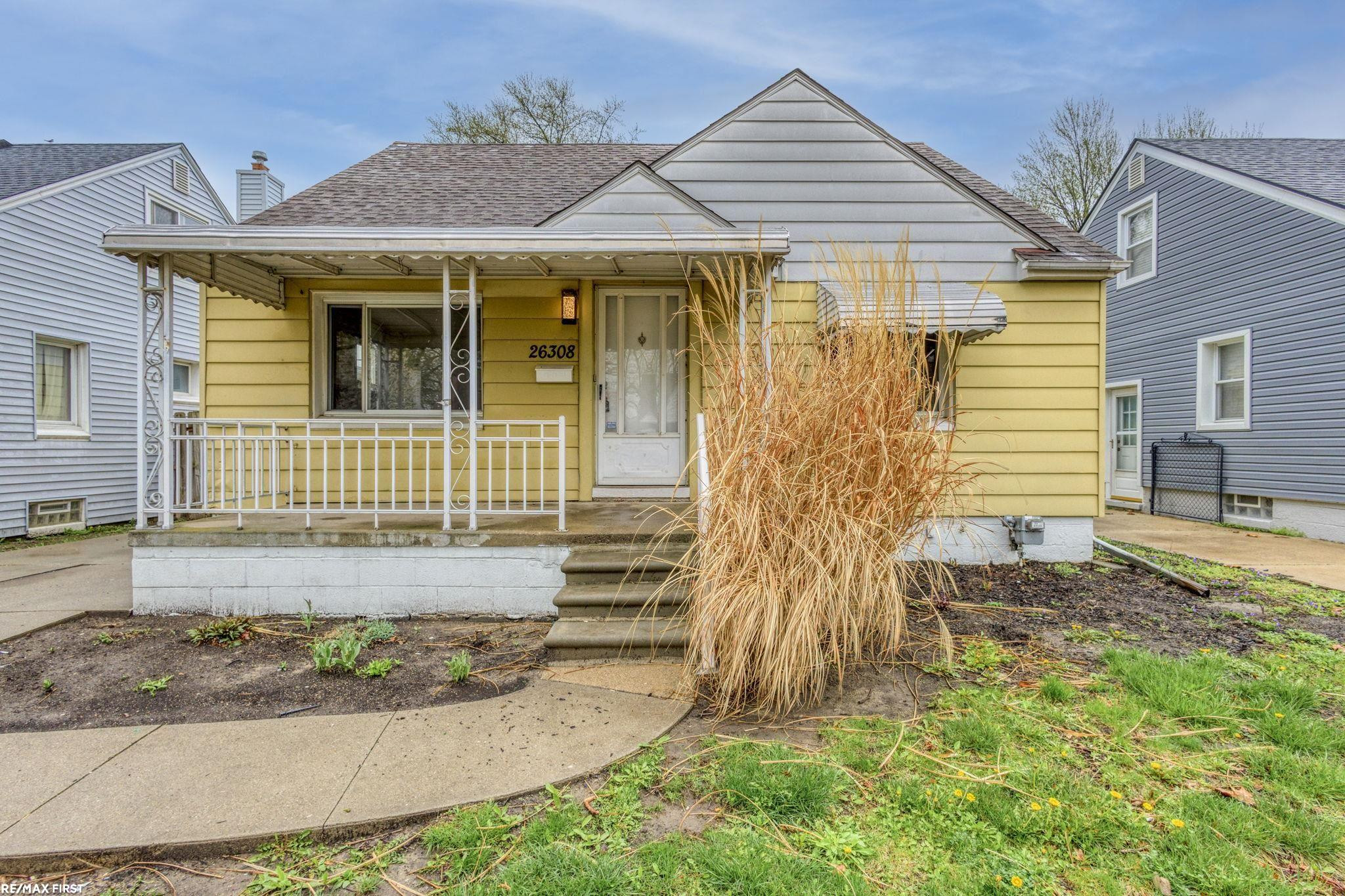 26308 Culver St Street, Saint Clair Shores, MI 48081