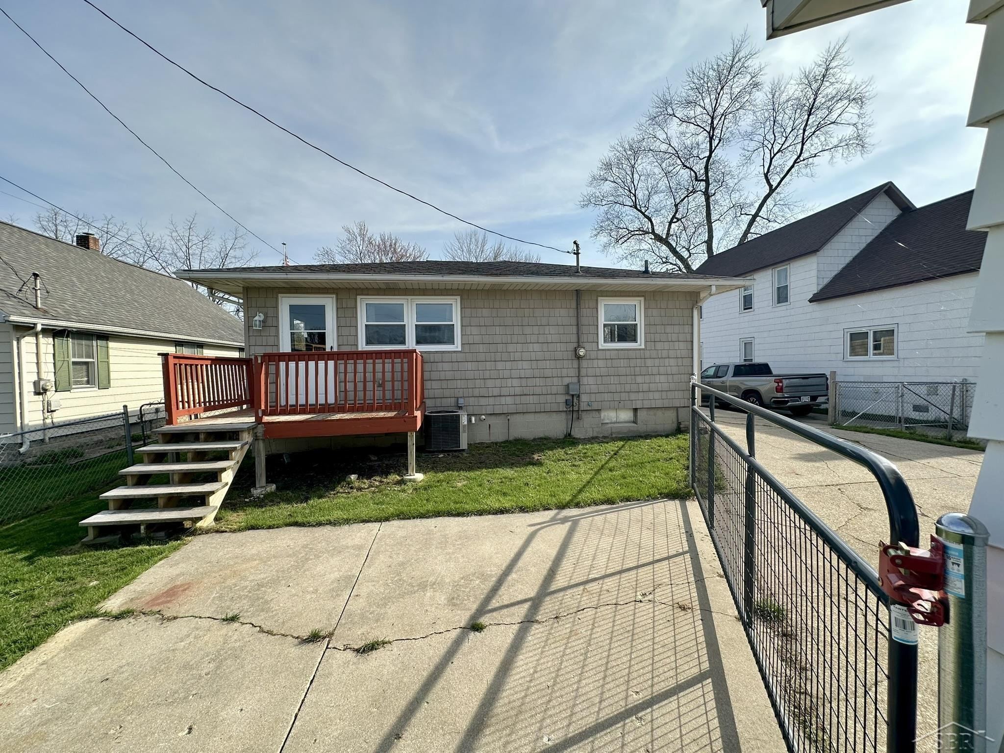 1703 Essex Street, Essexville, MI 48732 — Photo 24