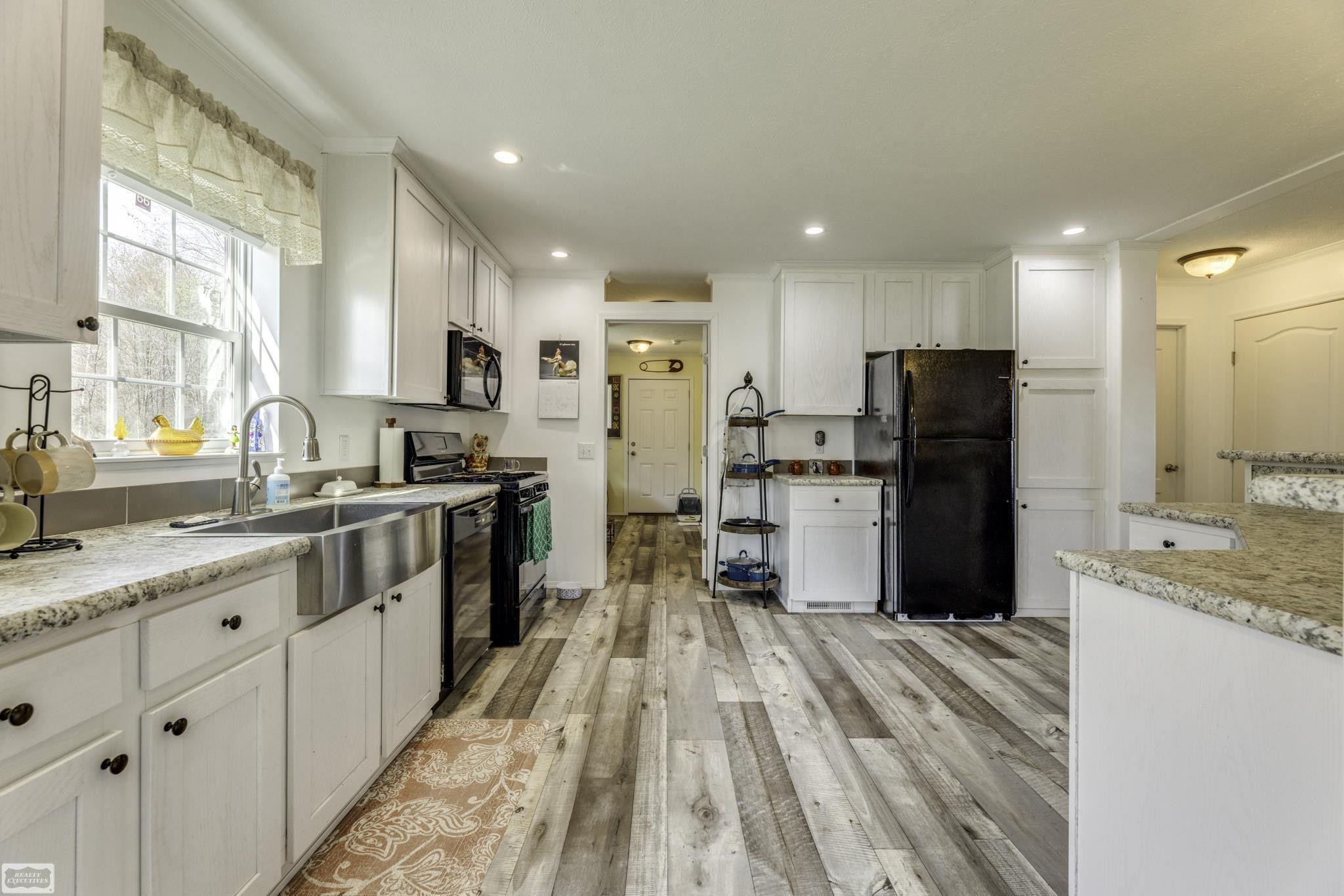 9559 Arnold Drive, MI — Photo 10