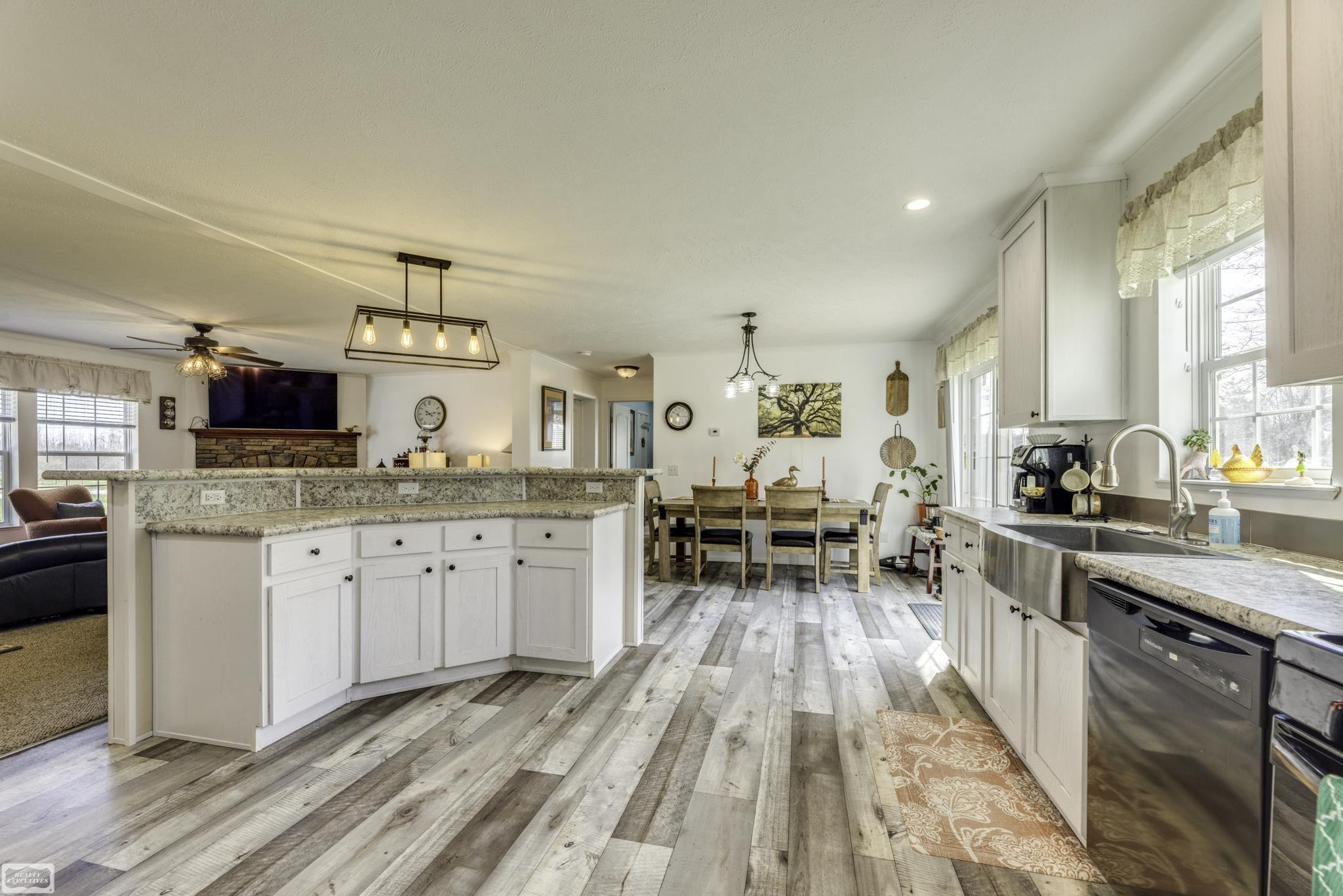 9559 Arnold Drive, MI — Photo 11