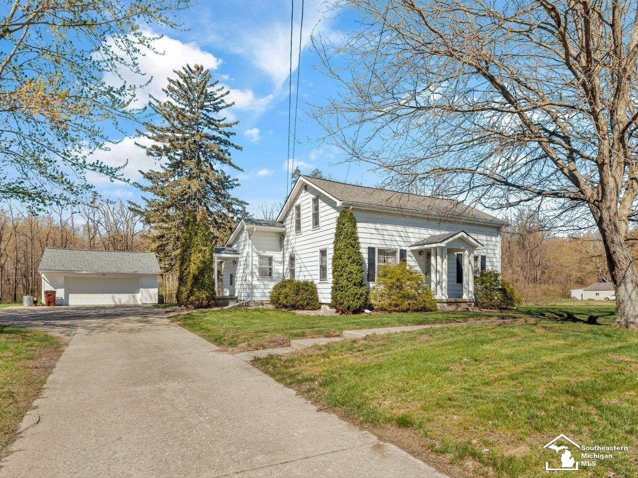 10757 Summerfield Road, Temperance, MI 48182 — front exterior