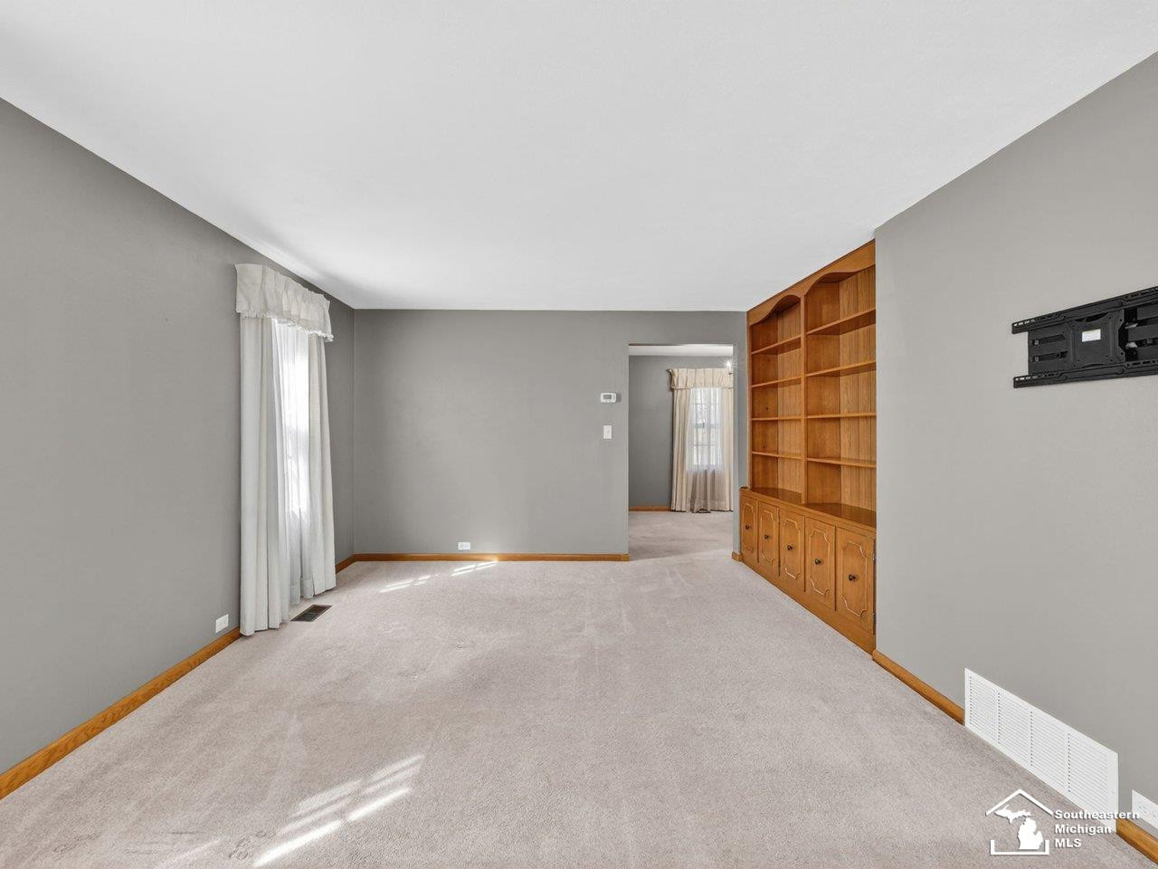 10757 Summerfield Road, Temperance, MI 48182 — Photo 8