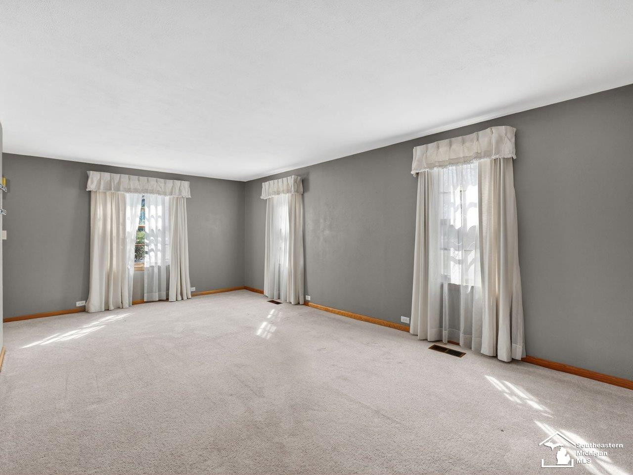 10757 Summerfield Road, Temperance, MI 48182 — Photo 11