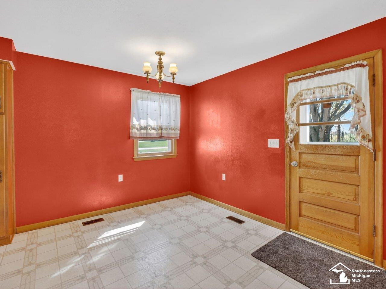 10757 Summerfield Road, Temperance, MI 48182 — Photo 14