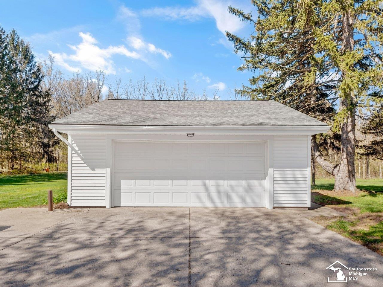 10757 Summerfield Road, Temperance, MI 48182 — Photo 43
