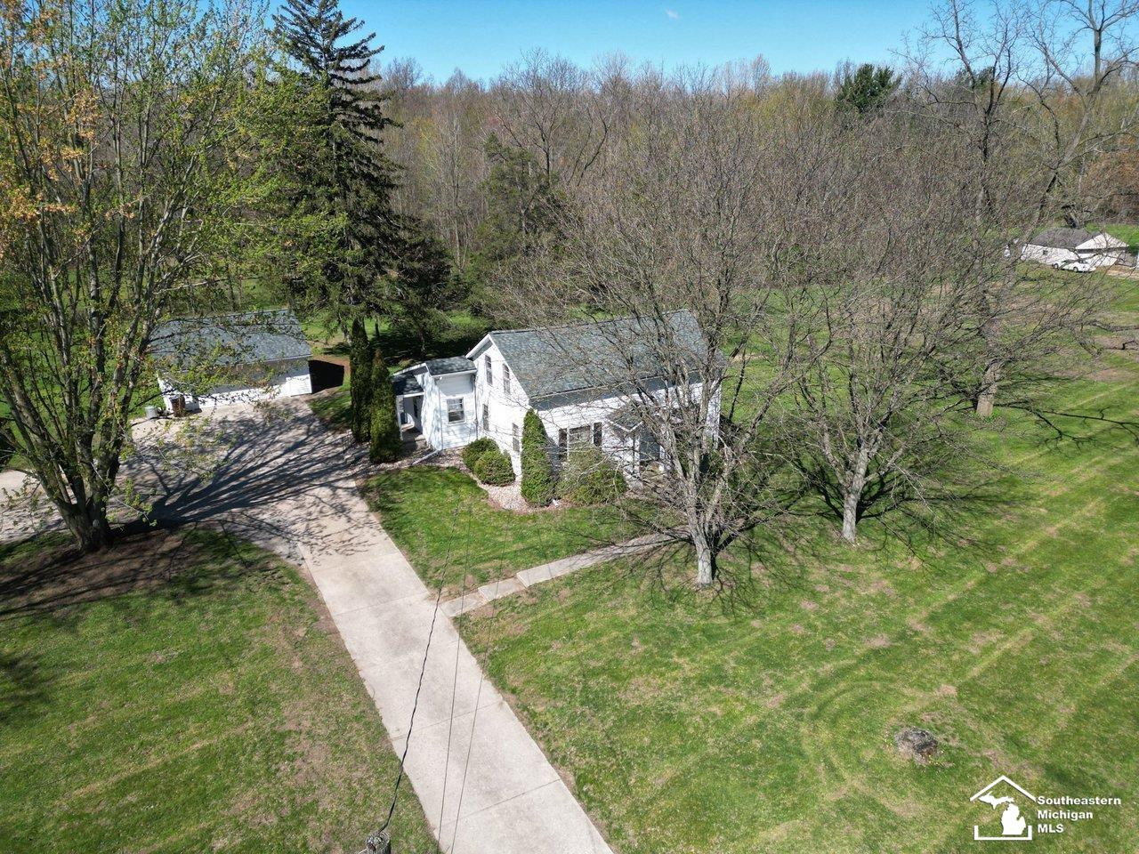 10757 Summerfield Road, Temperance, MI 48182 — Photo 45