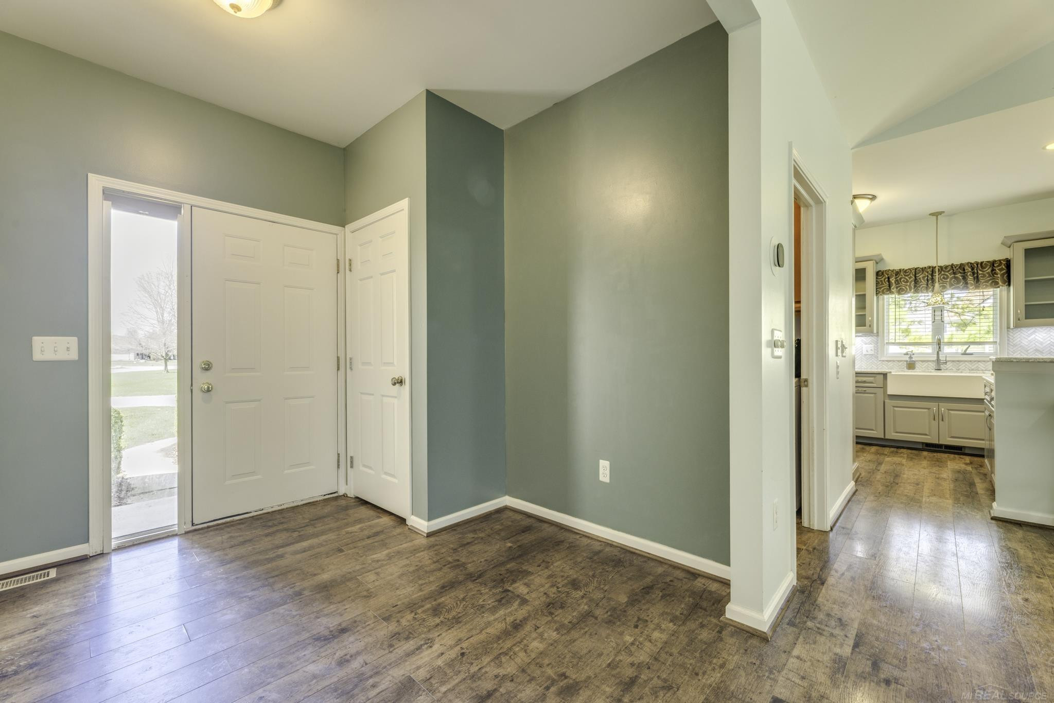 5679 Governor Sleeper Court, Lexington, MI 48450 — Photo 4