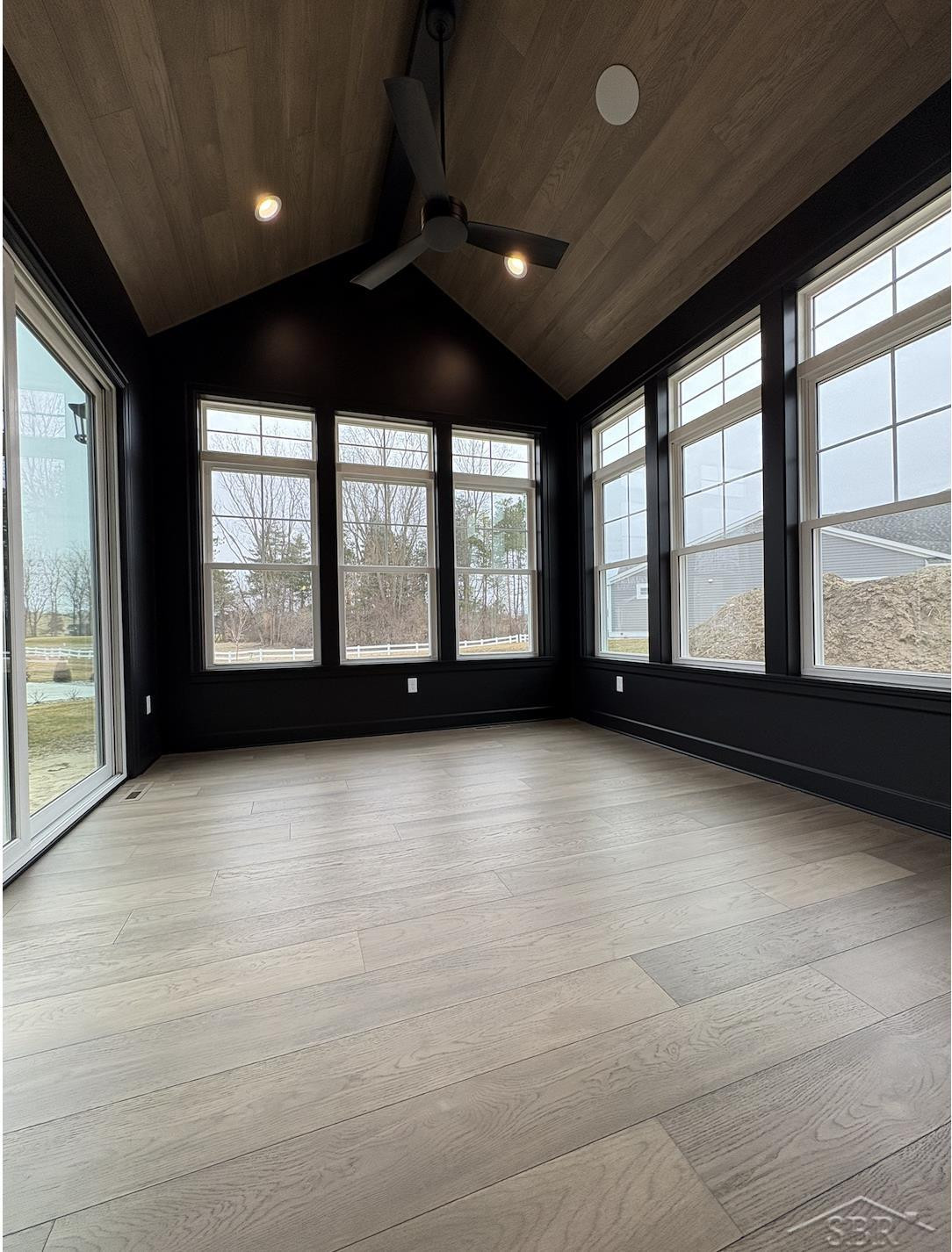 4125 Village Green Drive, Freeland, MI 48623 — Photo 3