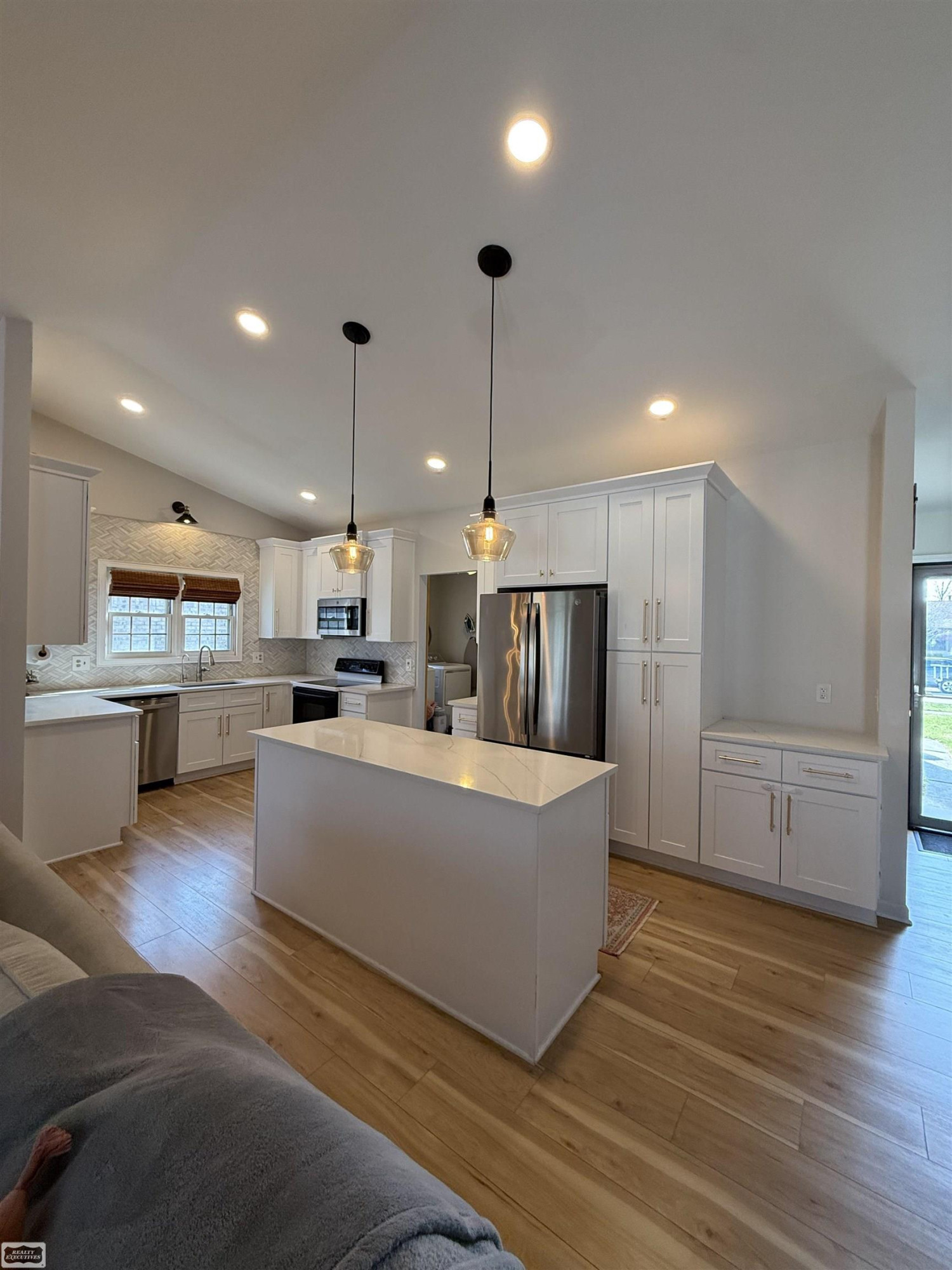 47642 Stephanie Drive, MI 48044 — Photo 7