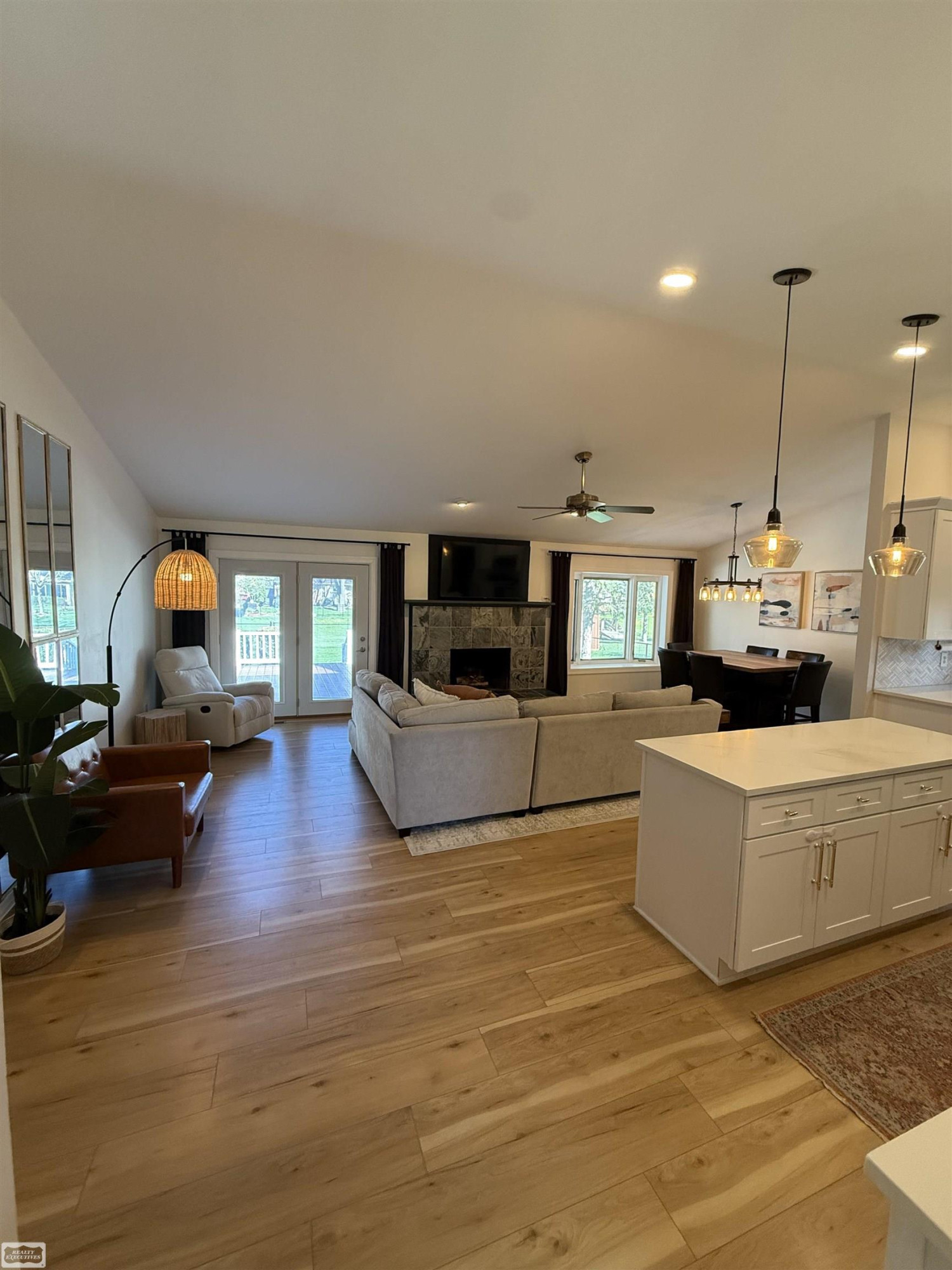 47642 Stephanie Drive, MI 48044 — Photo 13