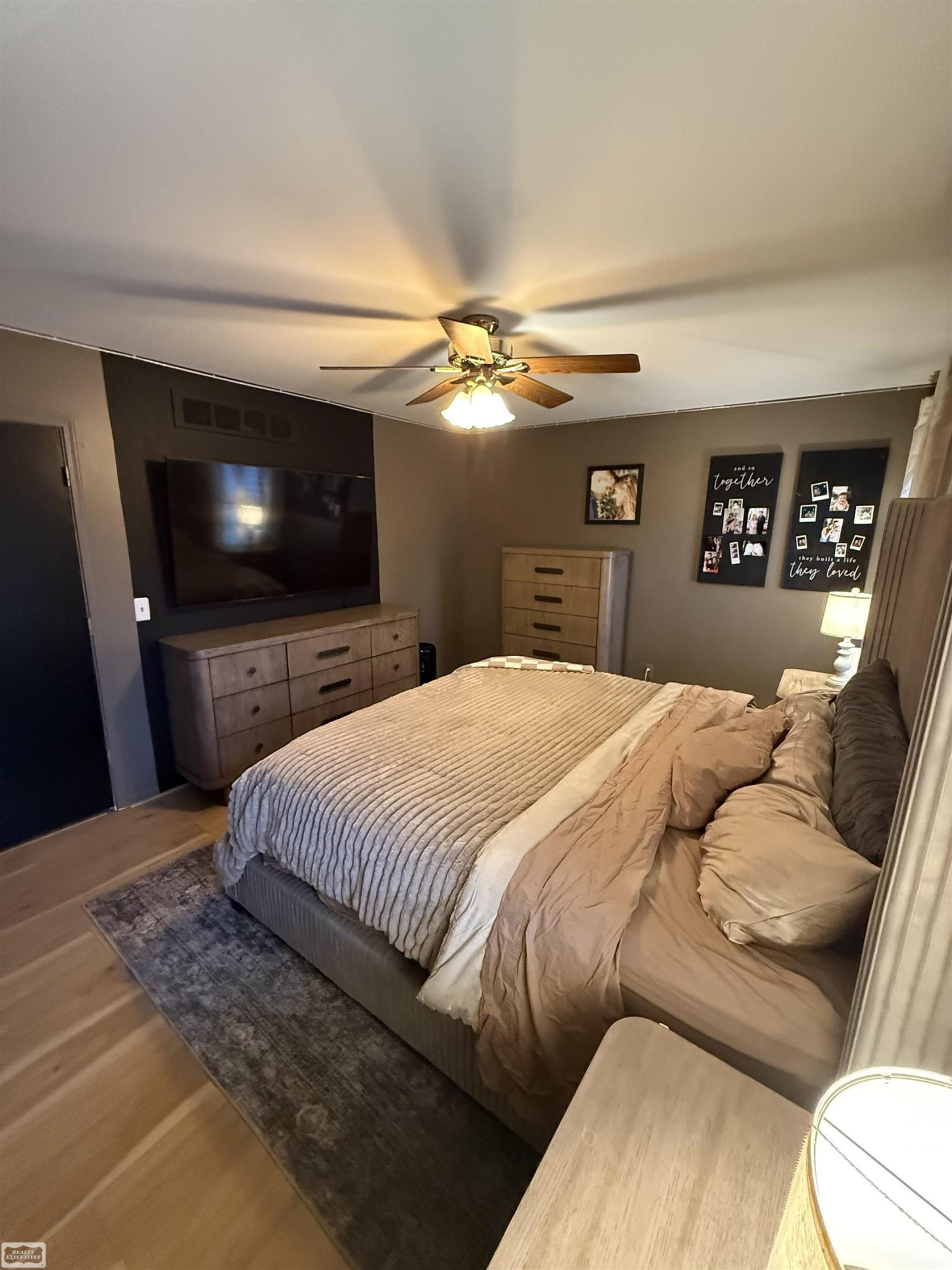 47642 Stephanie Drive, MI 48044 — Photo 15