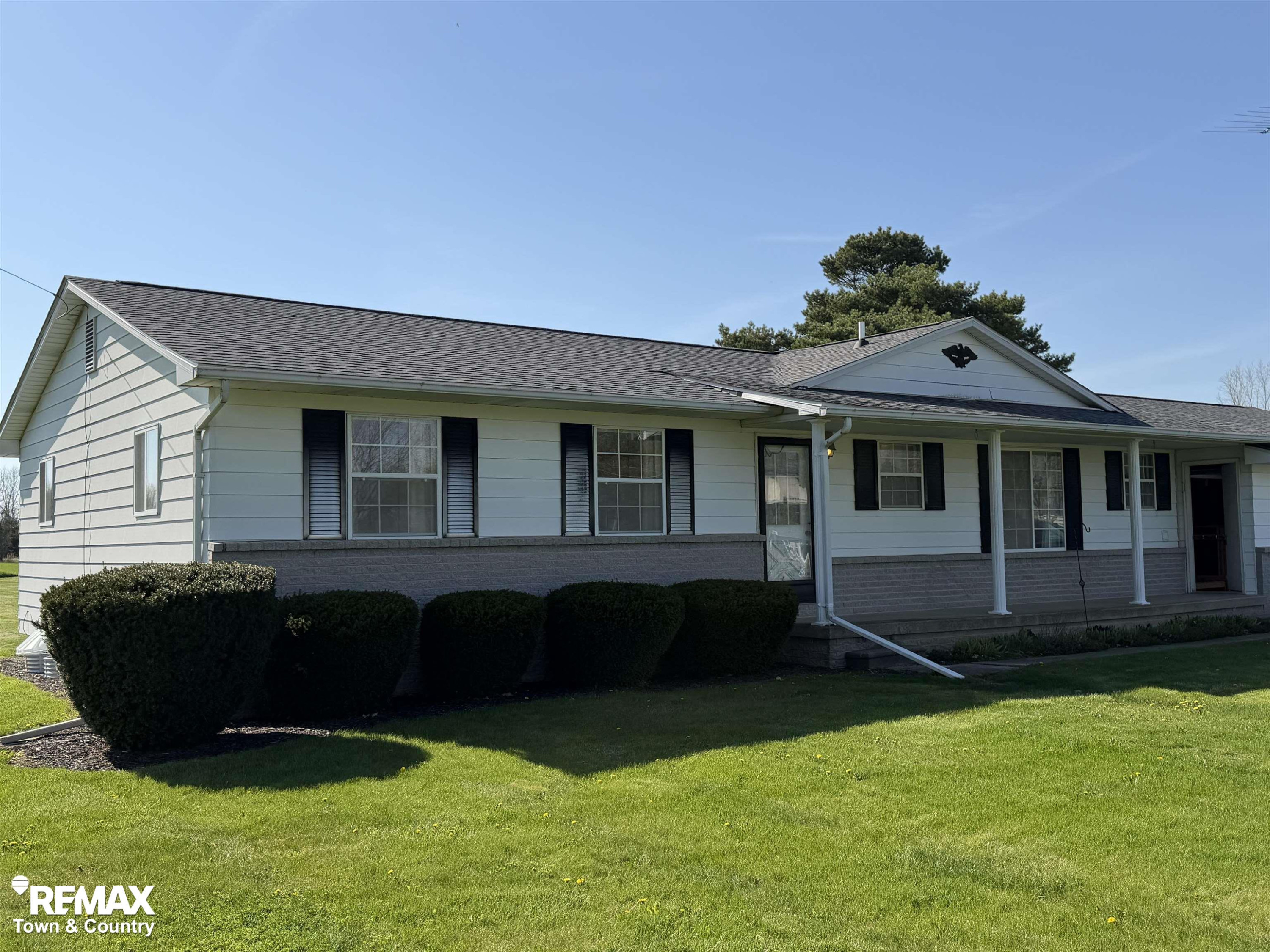 9096 Duffield Road, MI 48436 — Photo 2