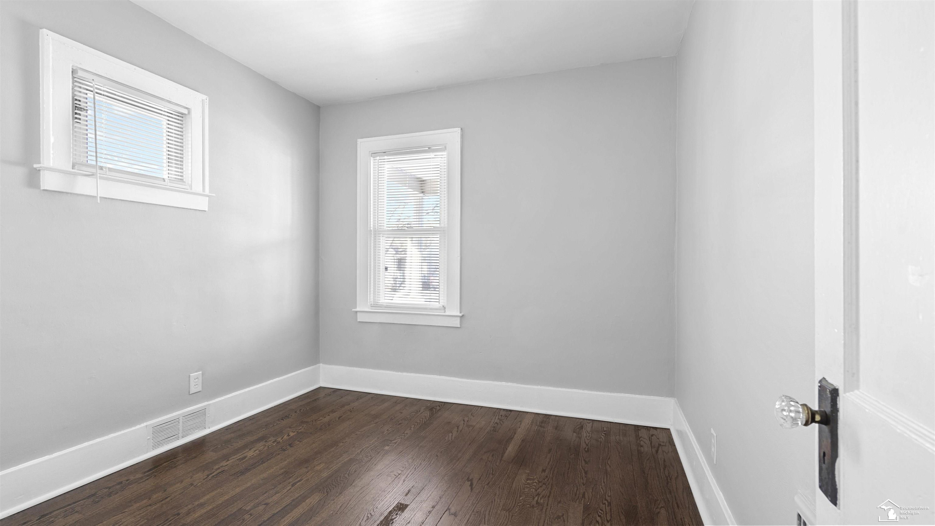 1053 Garfield Avenue, Lincoln Park, MI 48146 — Photo 6