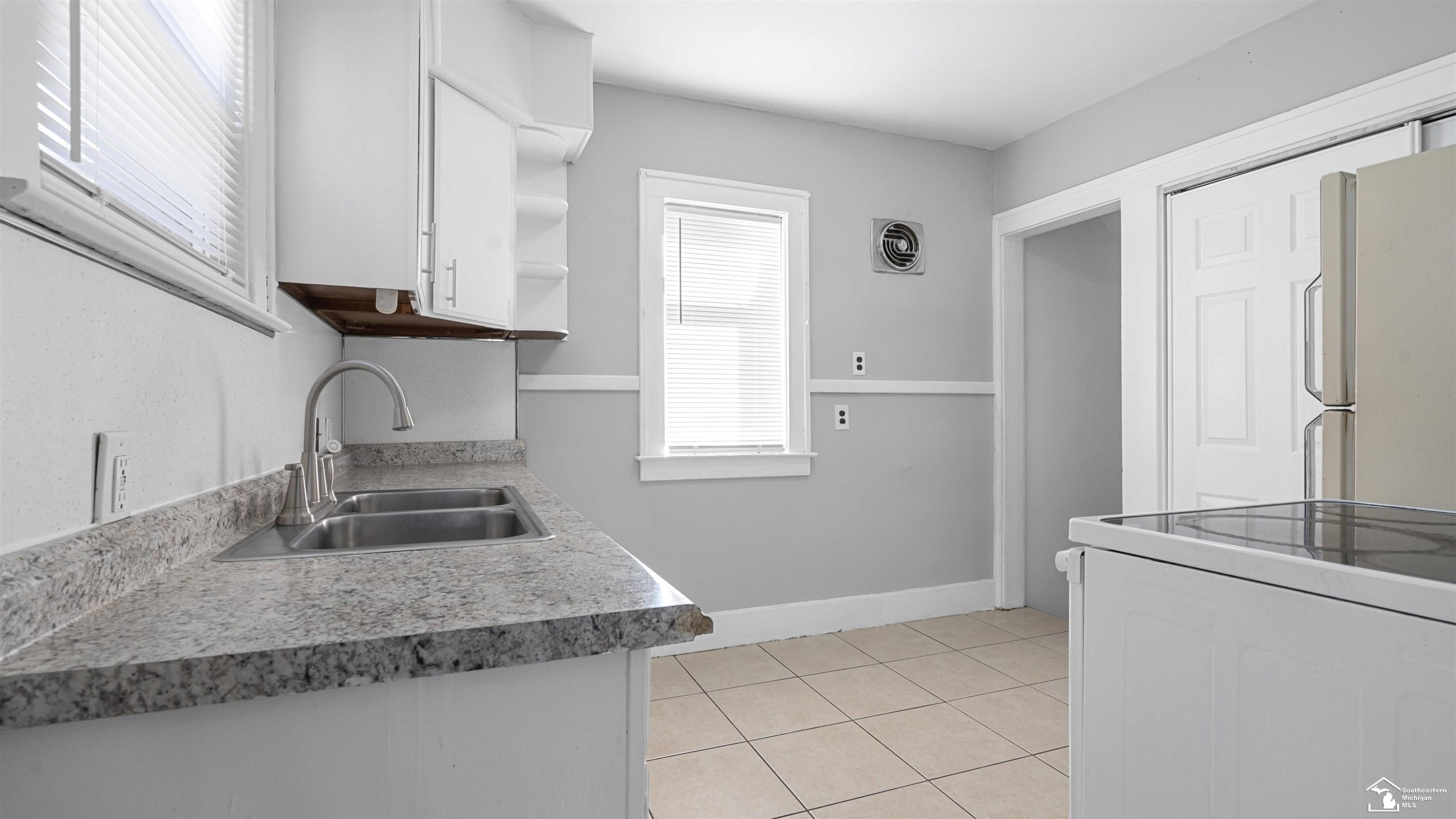 1053 Garfield Avenue, Lincoln Park, MI 48146 — Photo 7