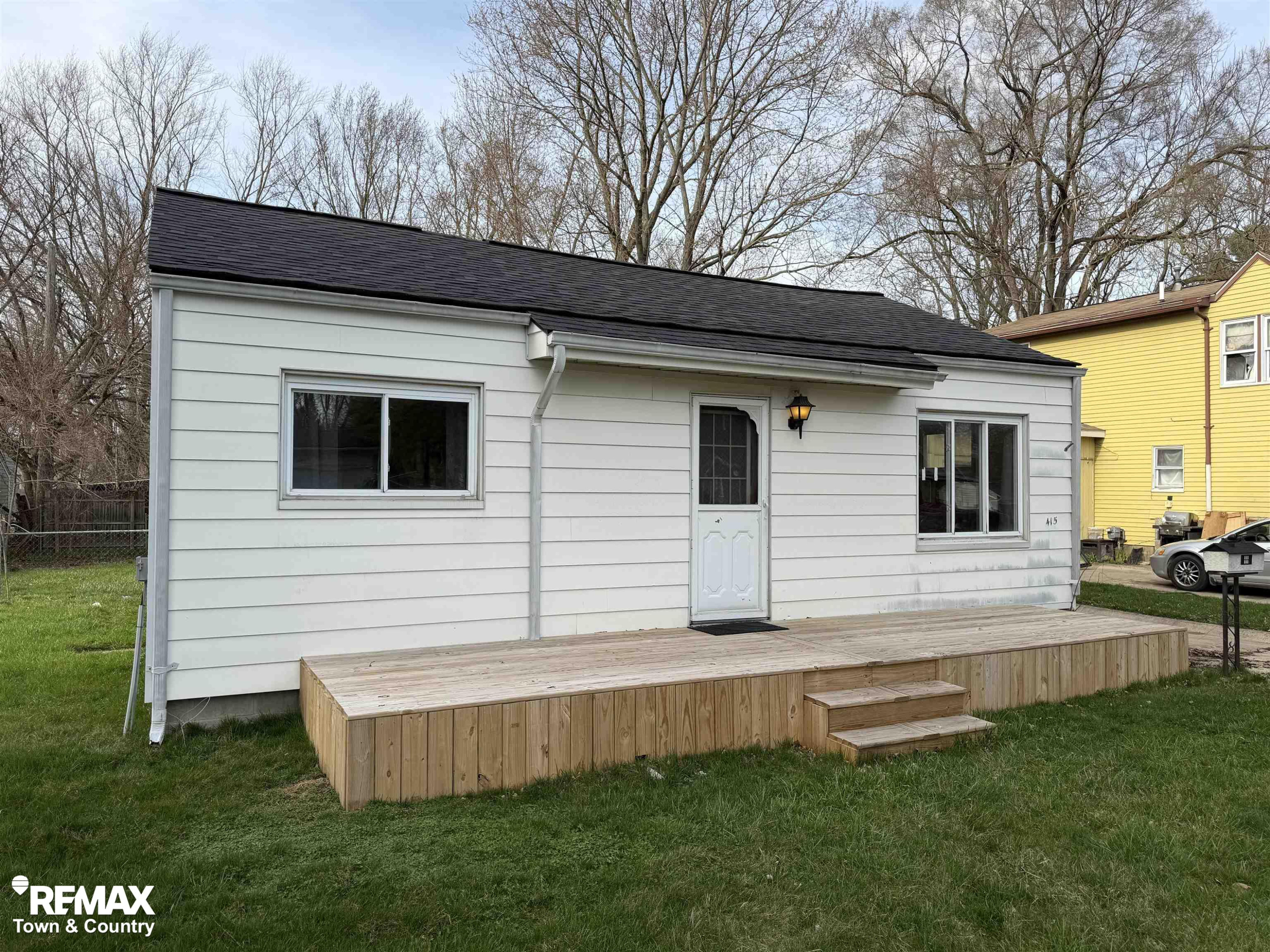 415 Oak Street, Mount Morris, MI 48458 — Photo 2