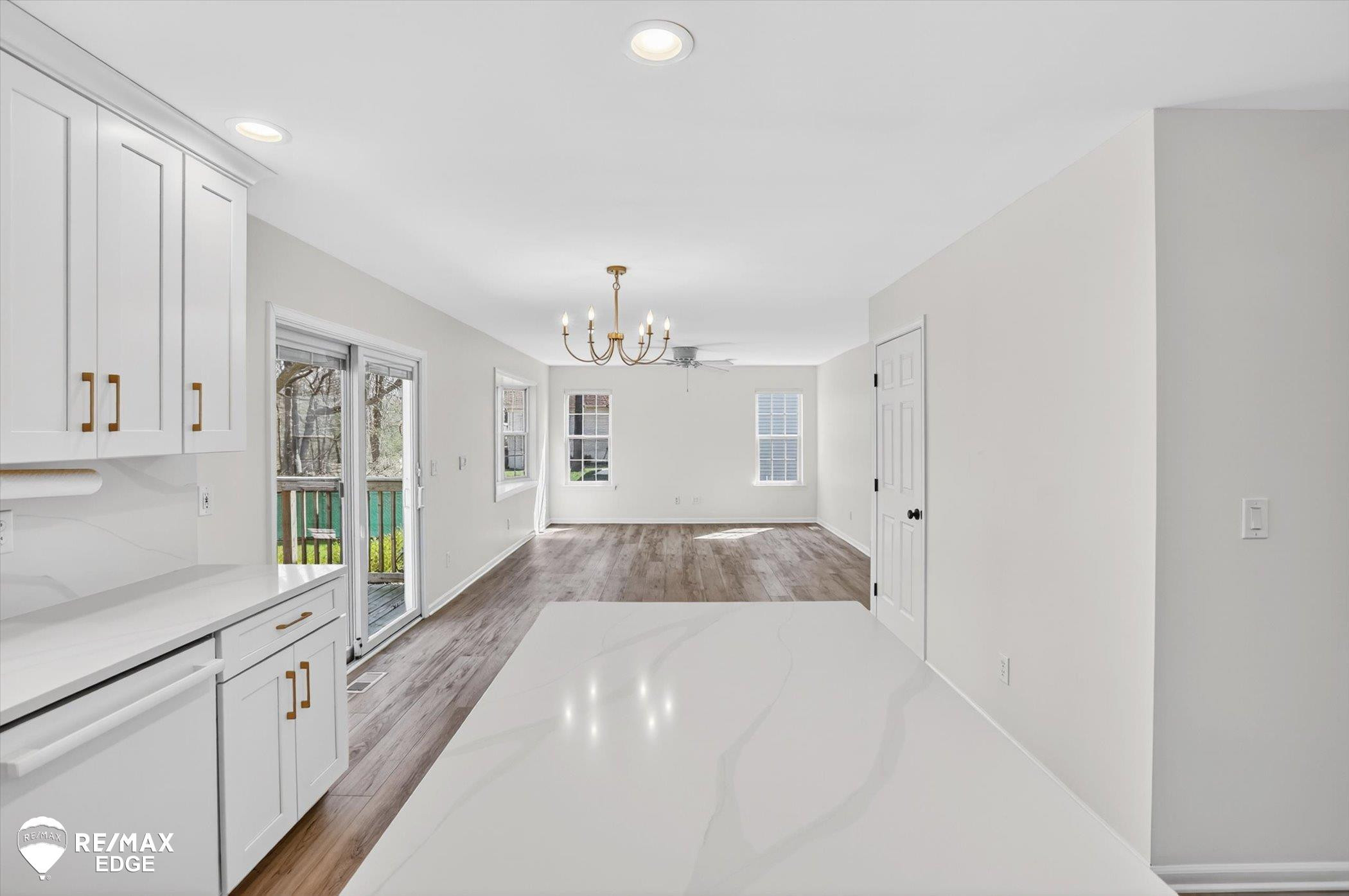 4469 Meadowlane Court, Burton, MI 48519 — Photo 11